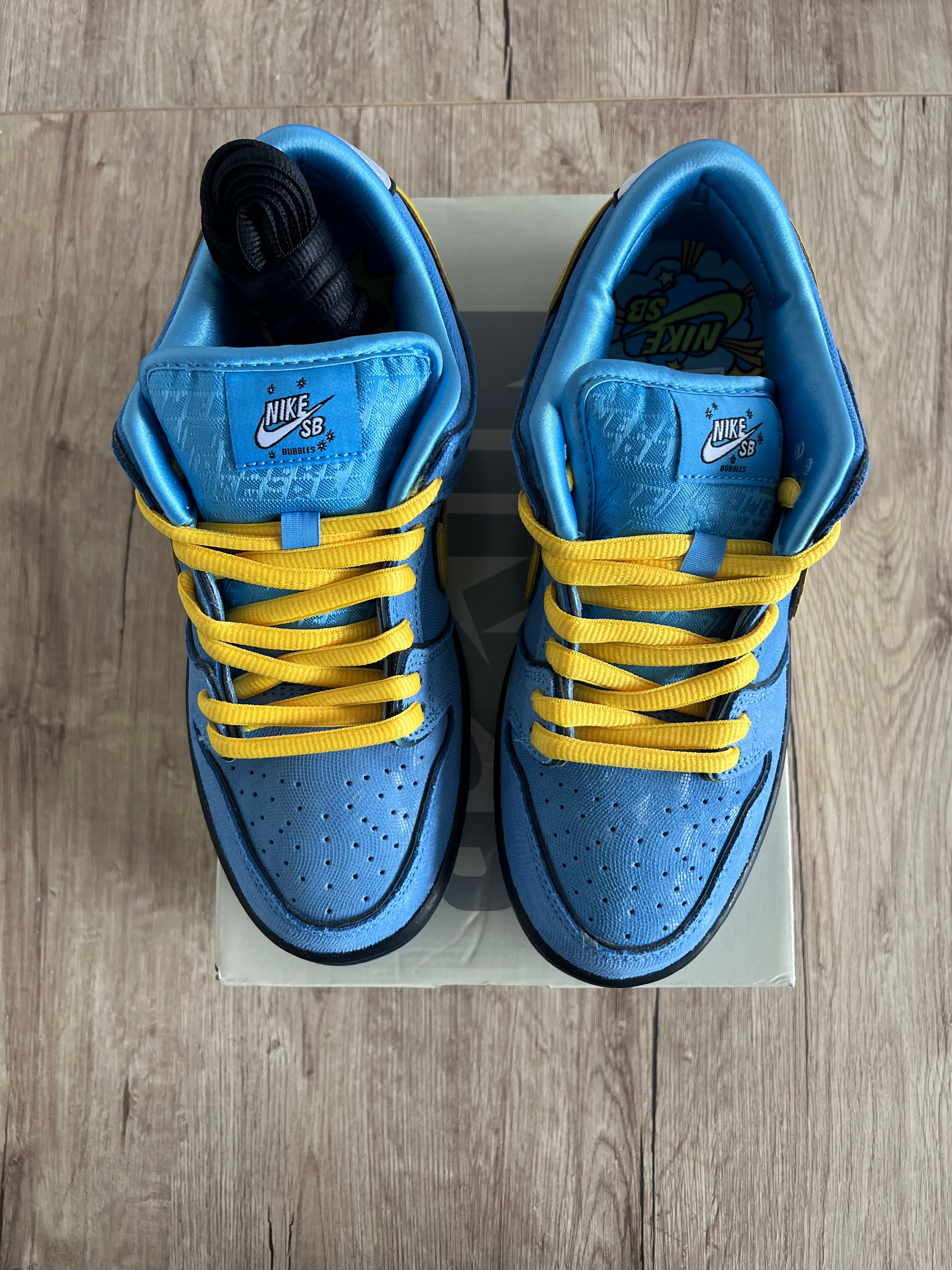 Nike SB Dunk Low The Powerpuff Girls Bubbles