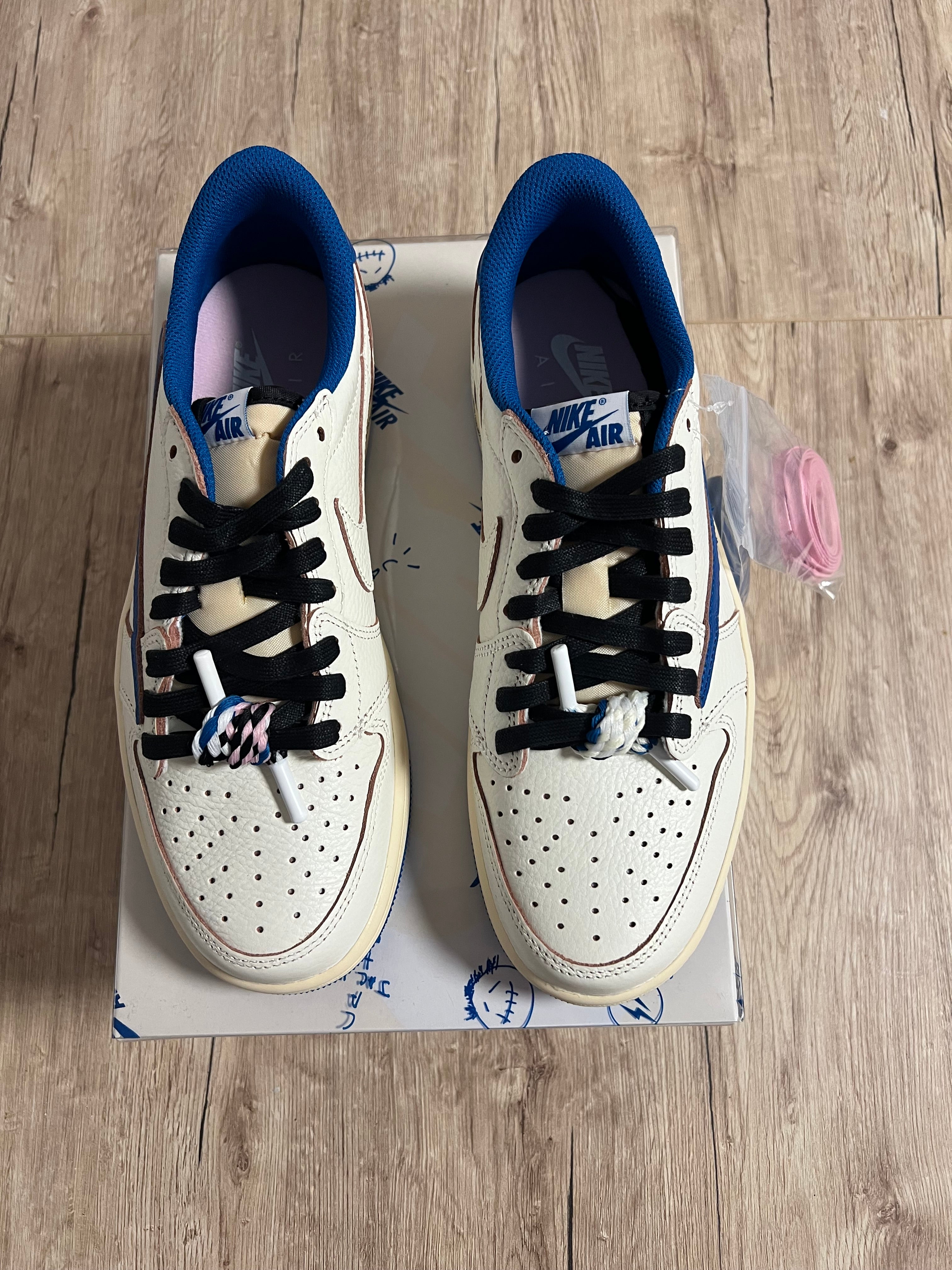 Air Jordan 1 Low Travis Scott x Fragment Sail Military Blue