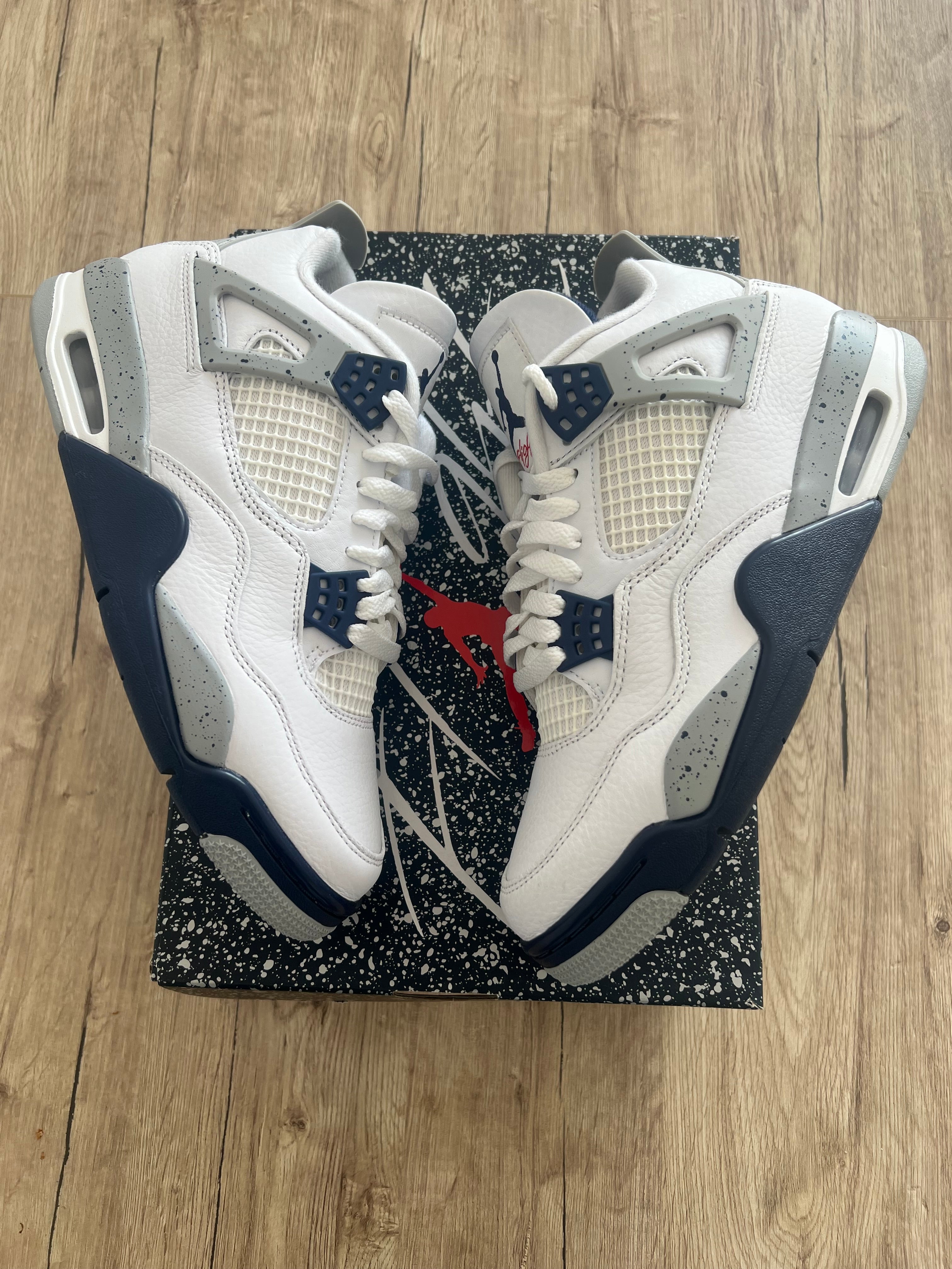 Air Jordan 4 Retro White Midnight Navy