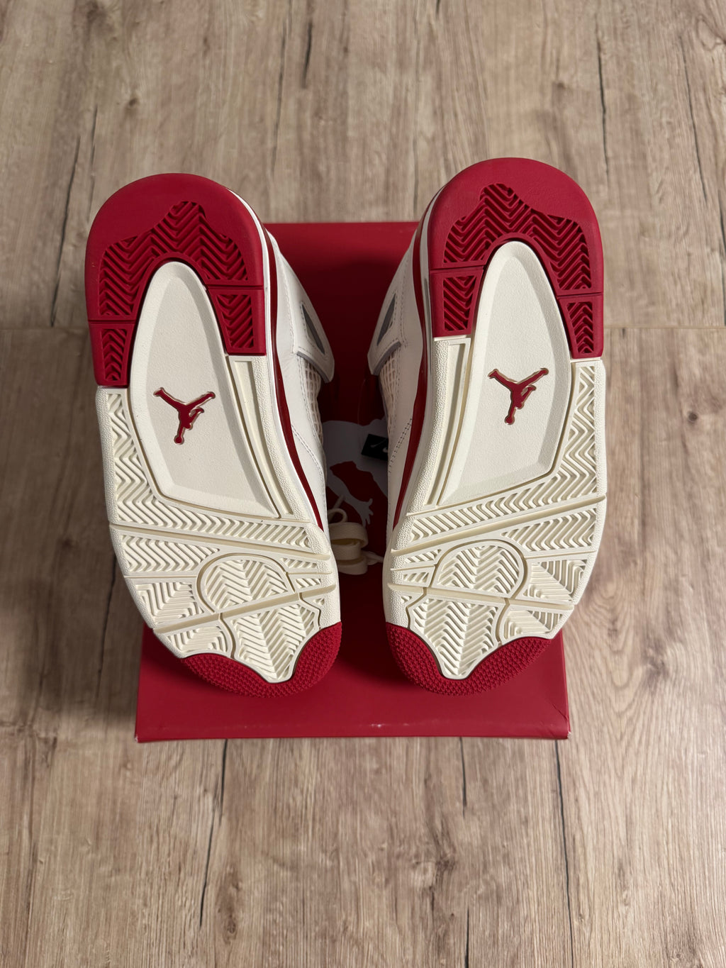 Jordan 4 Retro Valentine's Day Sierra Red (Women's)