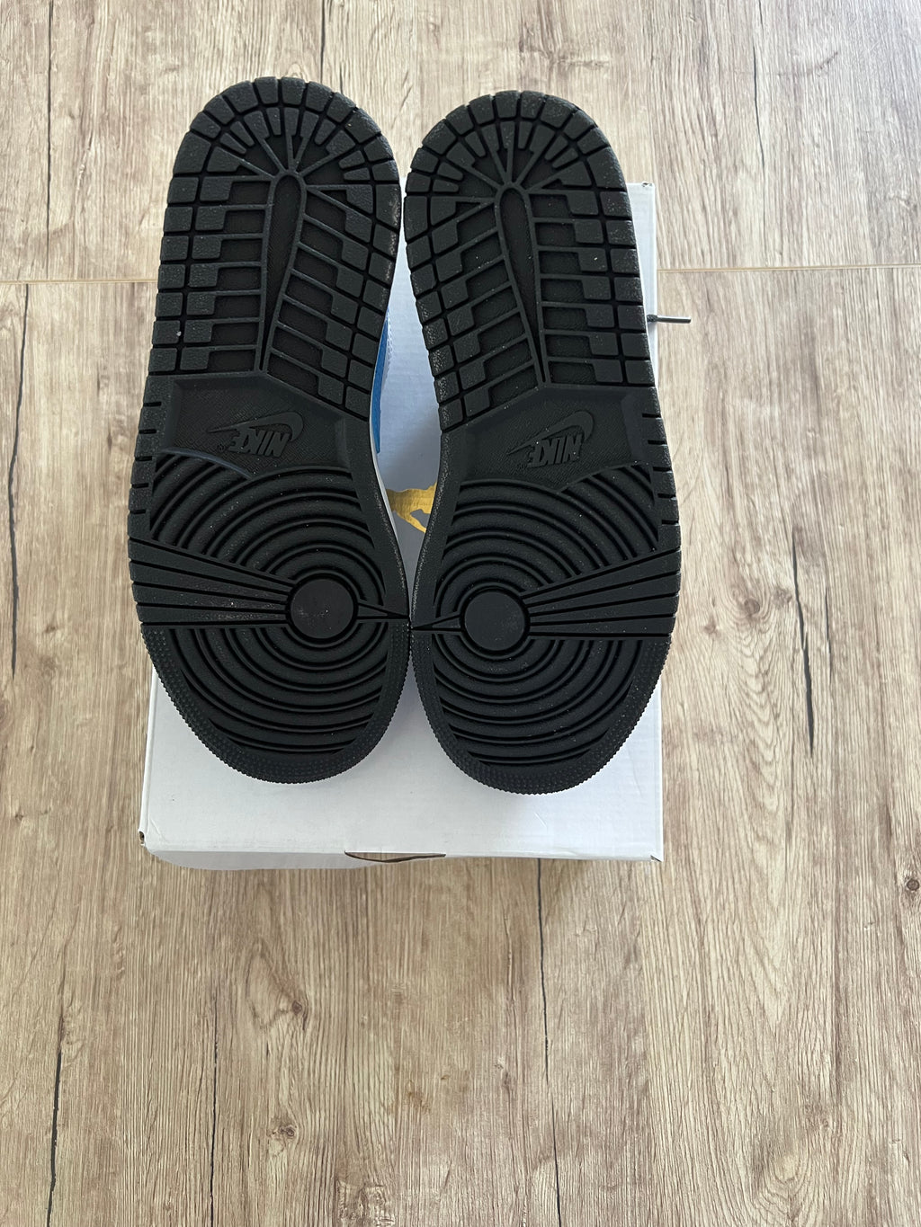 Air Jordan 1 Low Black University Blue White