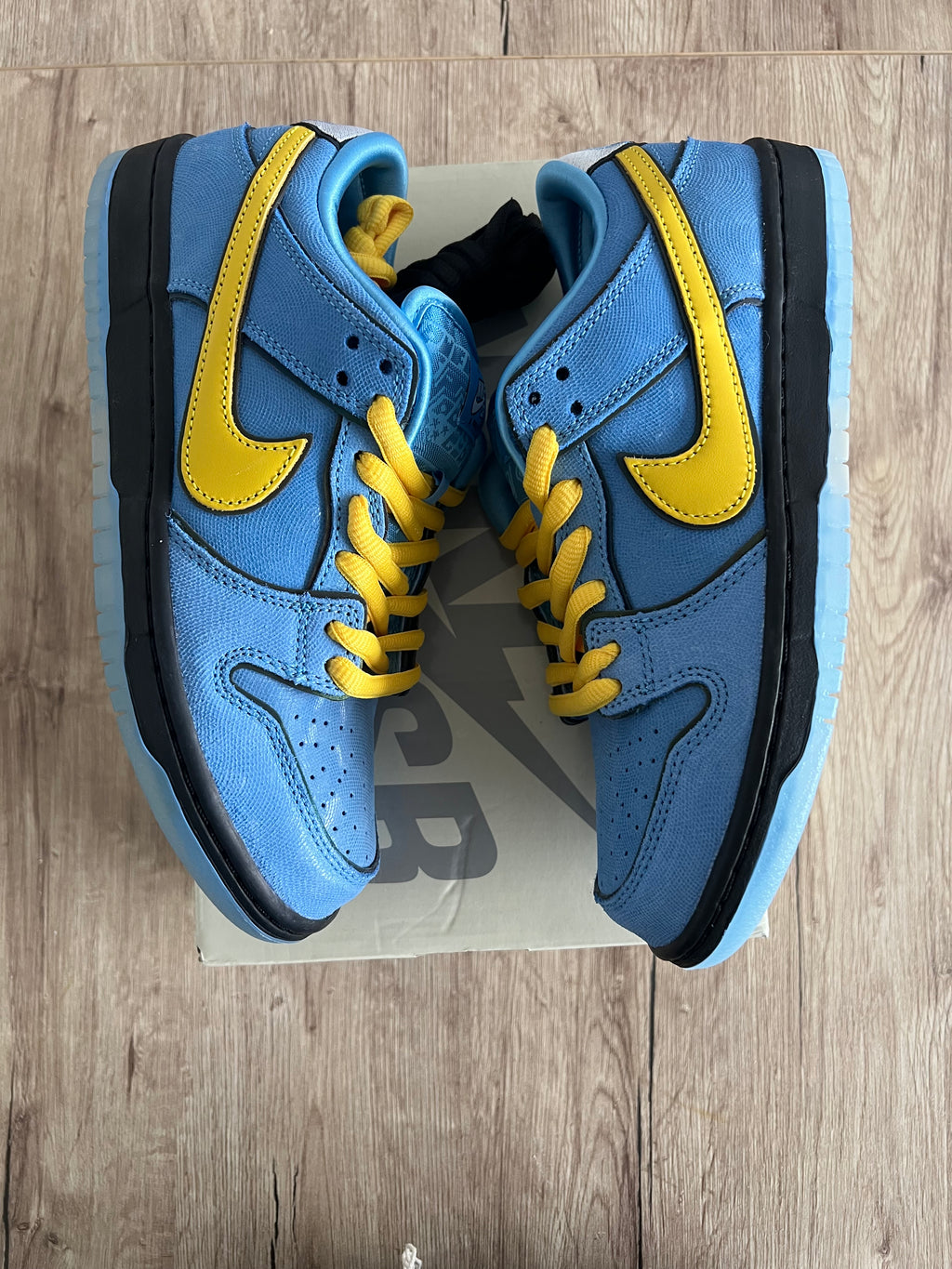 Nike SB Dunk Low The Powerpuff Girls Bubbles