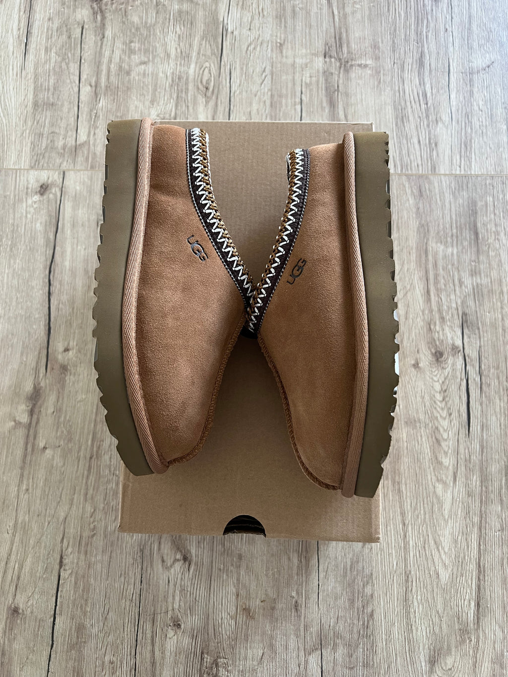 UGG Tasman Slipper Chestnut