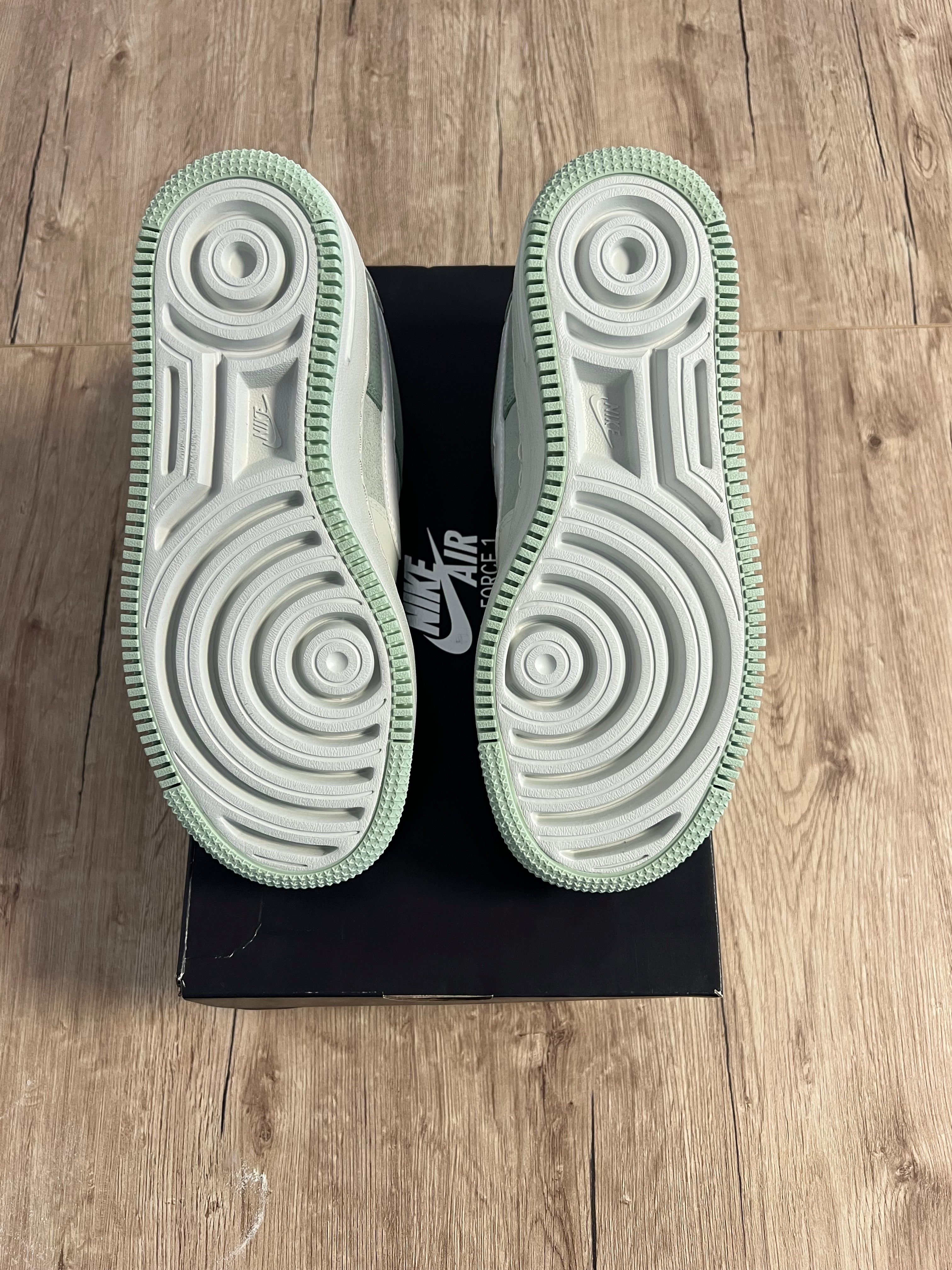 Nike Air Force 1 Low Shadow Pistachio