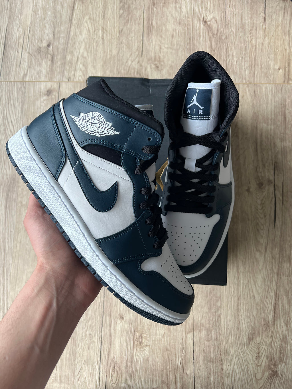 Jordan 1 Mid Armory Navy