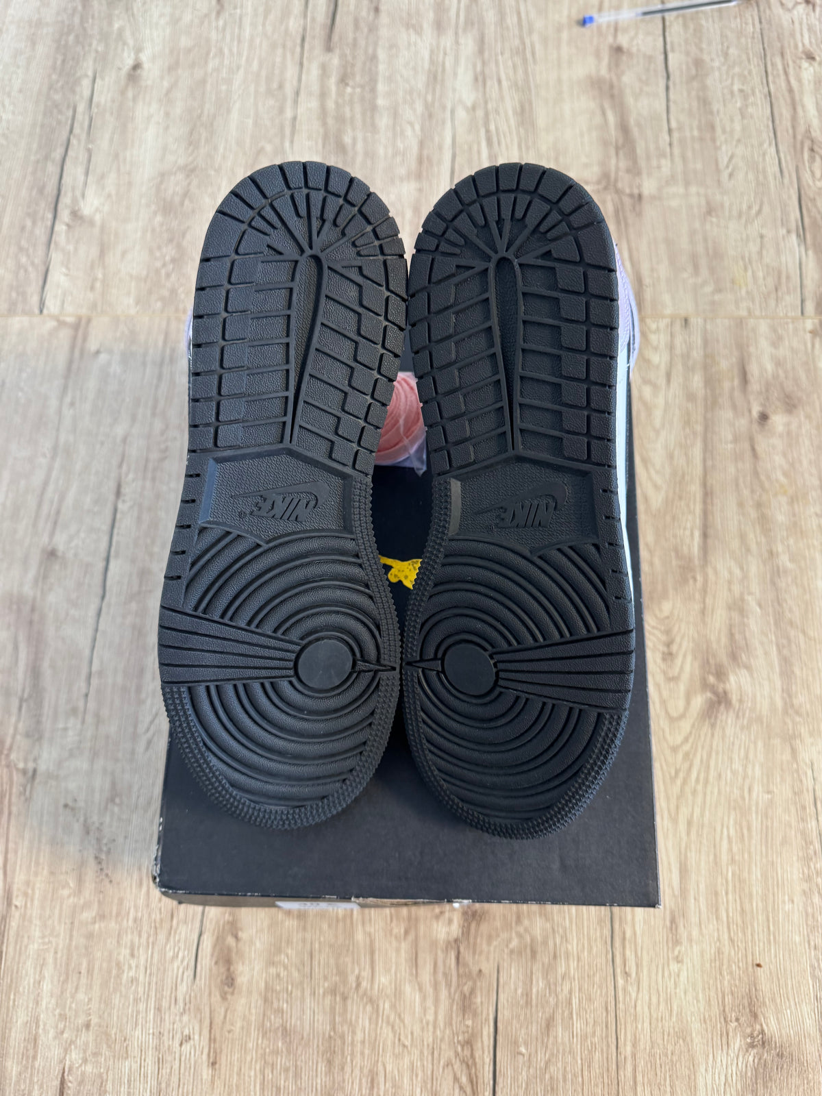 Air Jordan 1 Mid SE Zen Master (GS)