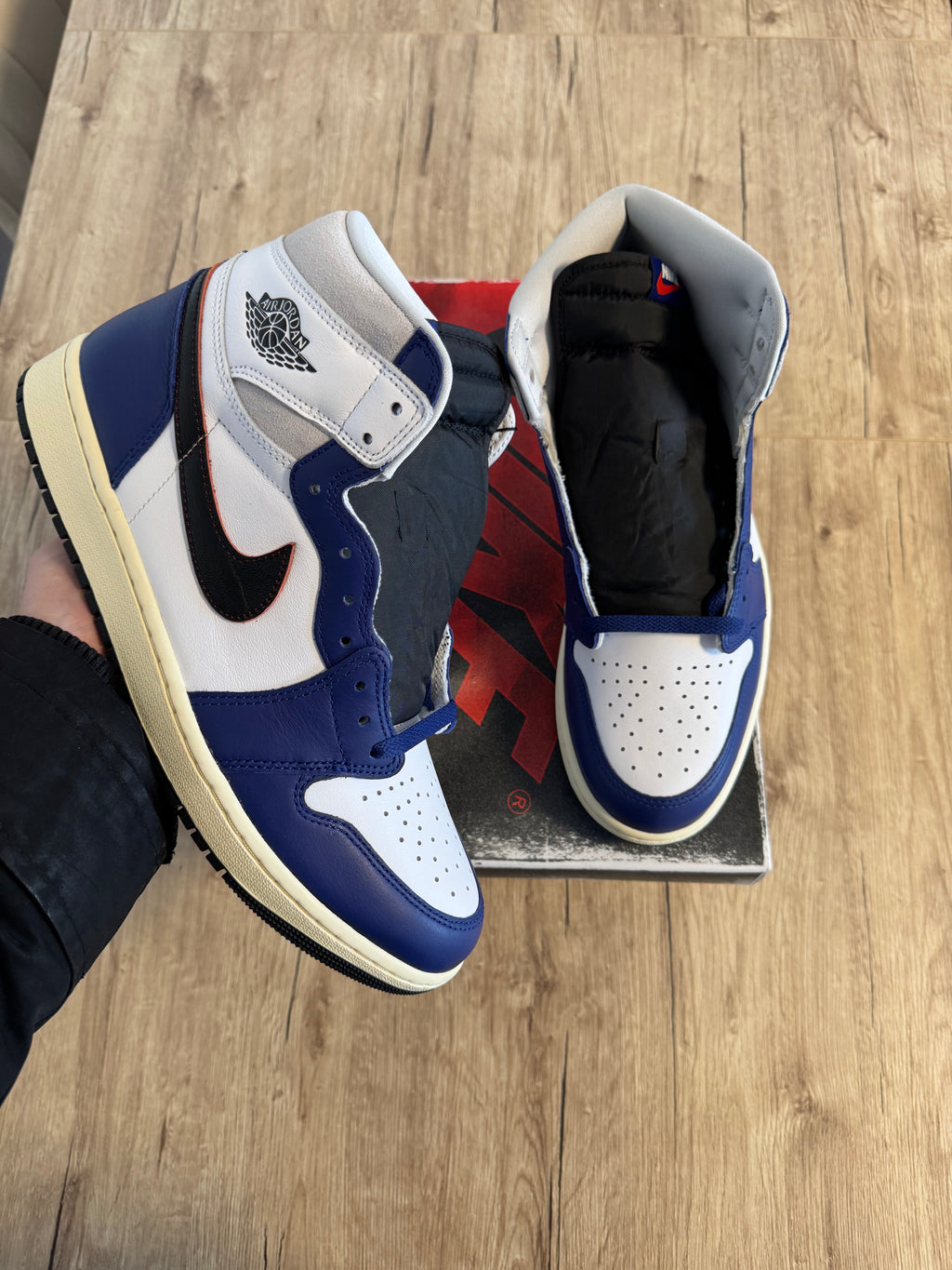 Jordan 1 Retro High OG 'Rare Air'