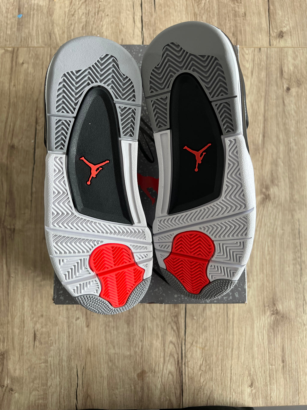 Jordan 4 Infrared