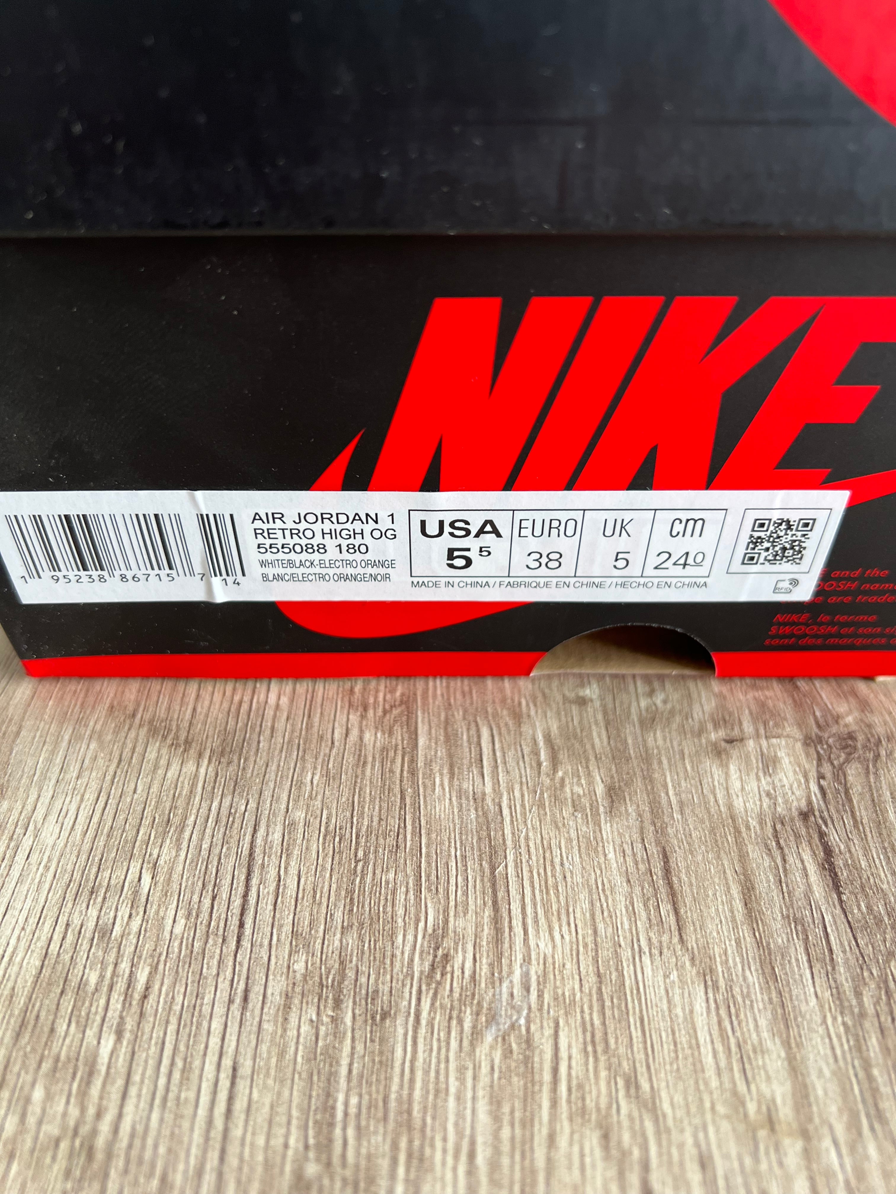 Air Jordan 1 Retro High Electro Orange
