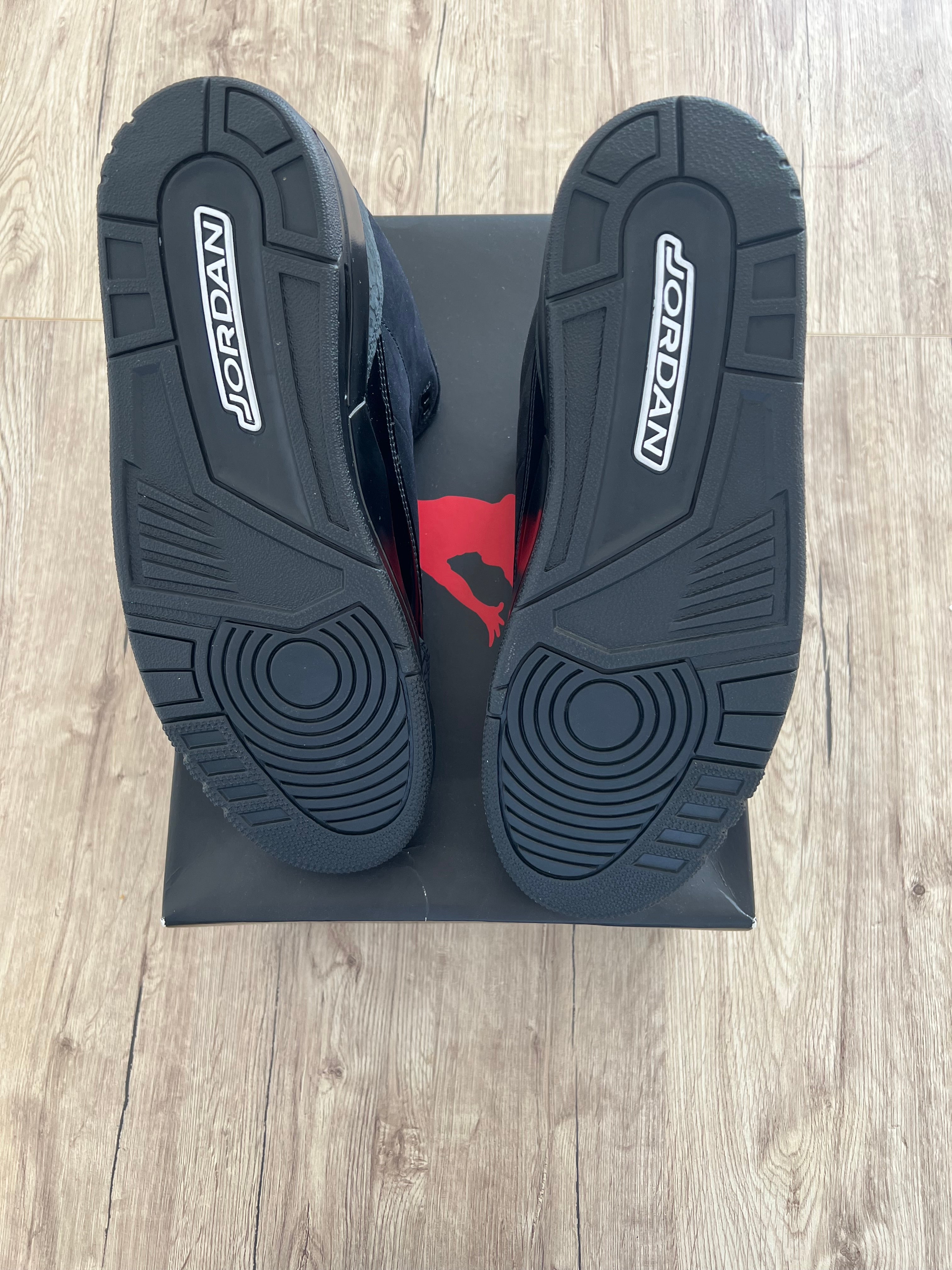 Jordan 3 Retro Black Cat (2025)