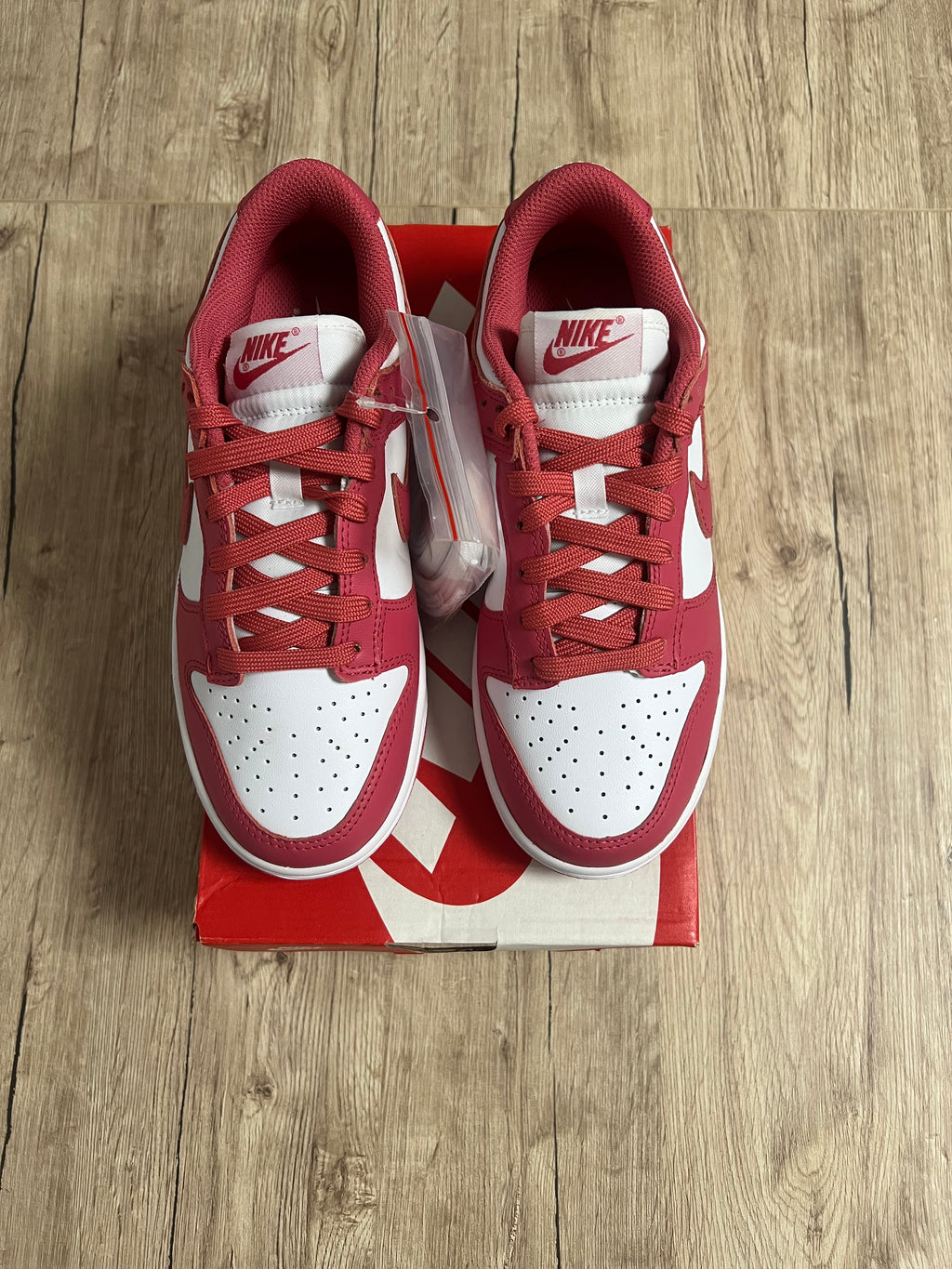 Nike Dunk Low Archeo Pink