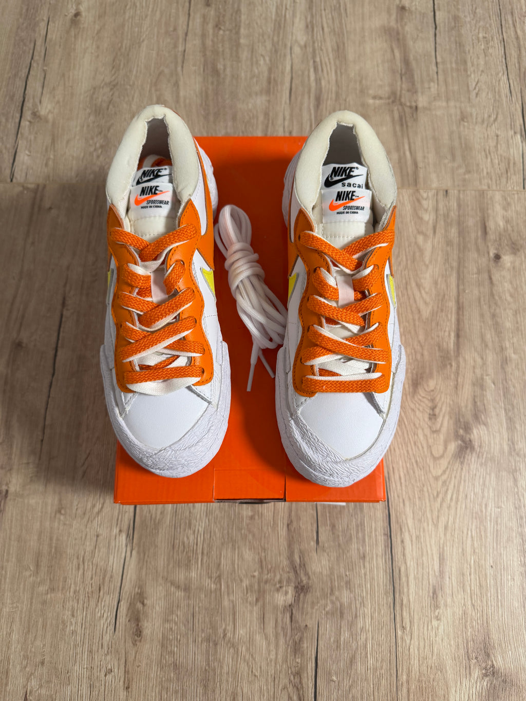 Blazer low Sacai magma orange