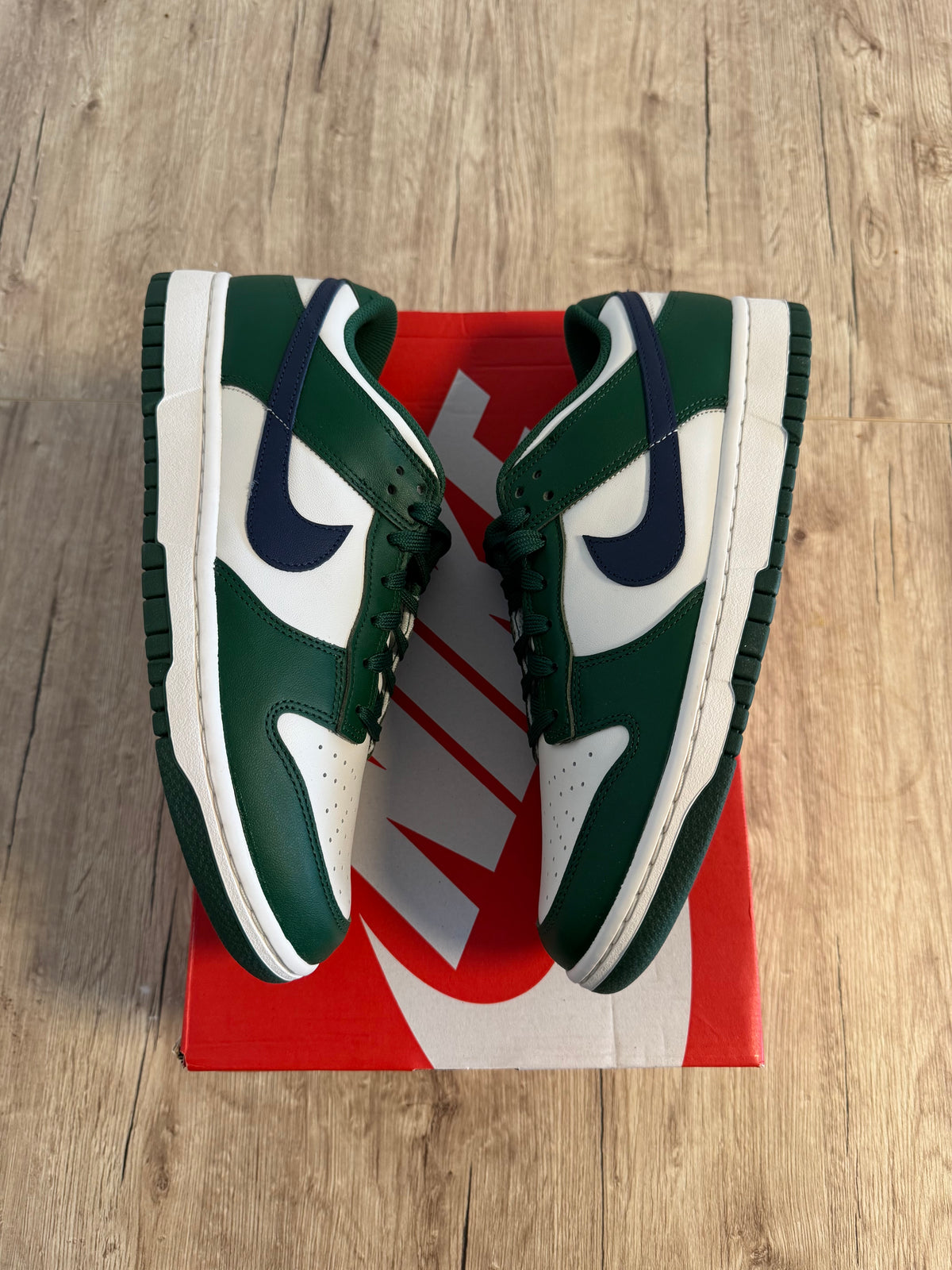 Nike Dunk Low 'Gorge Green' (W)