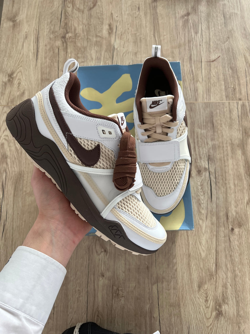 Nike Zoom Field Jaxx 'Travis Scott Light Chocolate