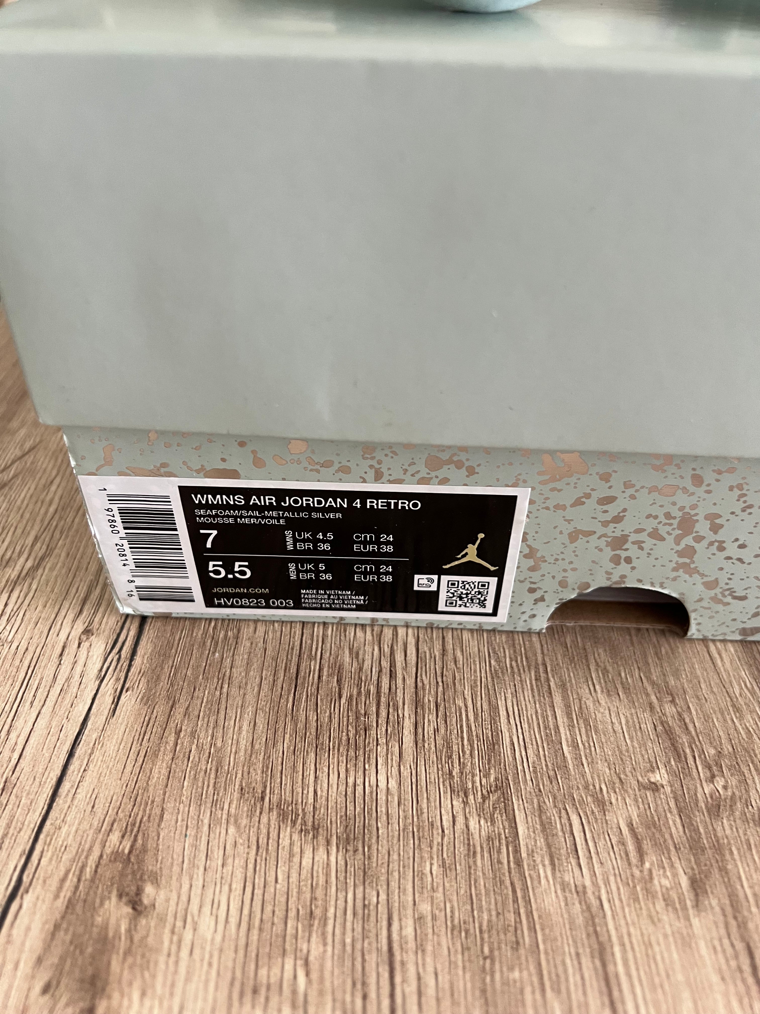Jordan 4 Seafoam Sail