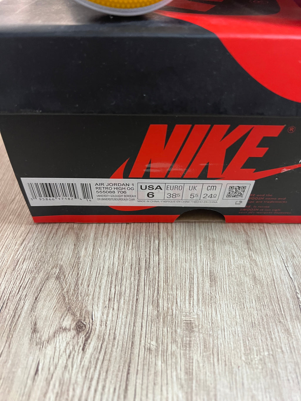 Air Jordan 1 Retro High OG Brotherhood