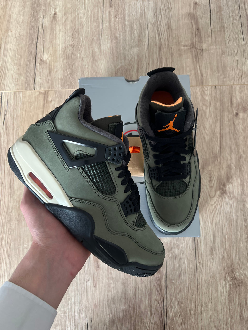Air Jordan 4 Retro OG SP Undefeated (2025)