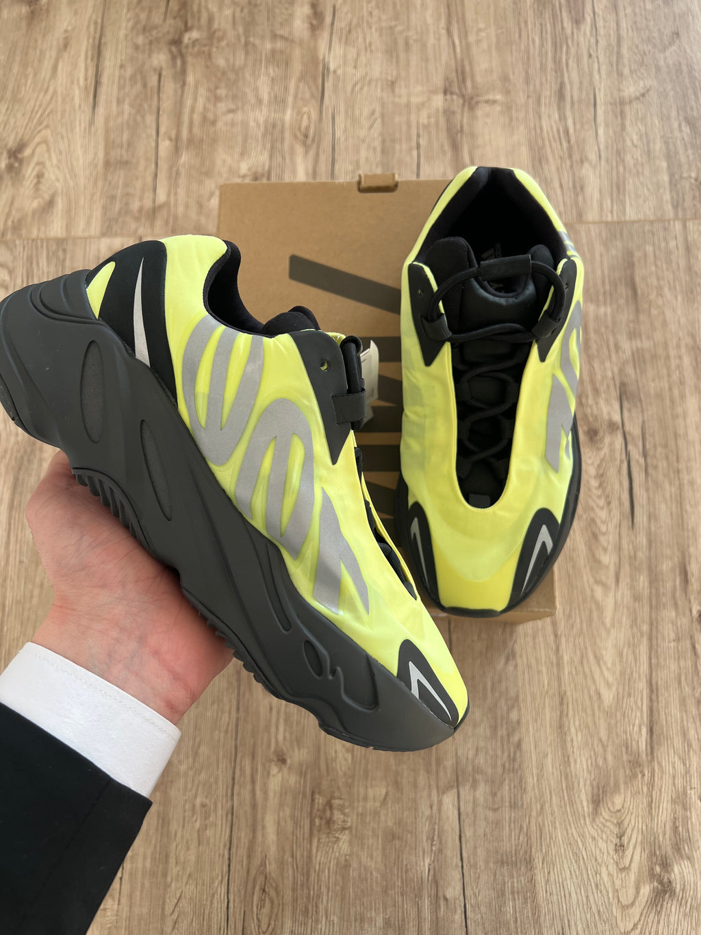Yeezy Boost 700 MNVN Phosphor