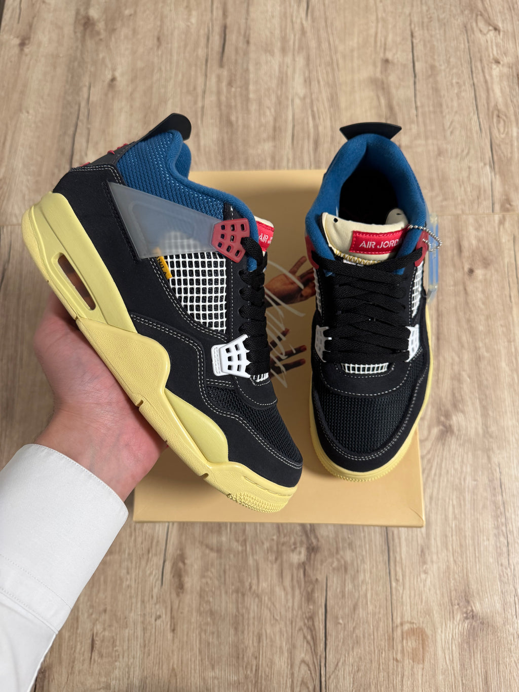 Jordan 4 Retro Union Off Noir