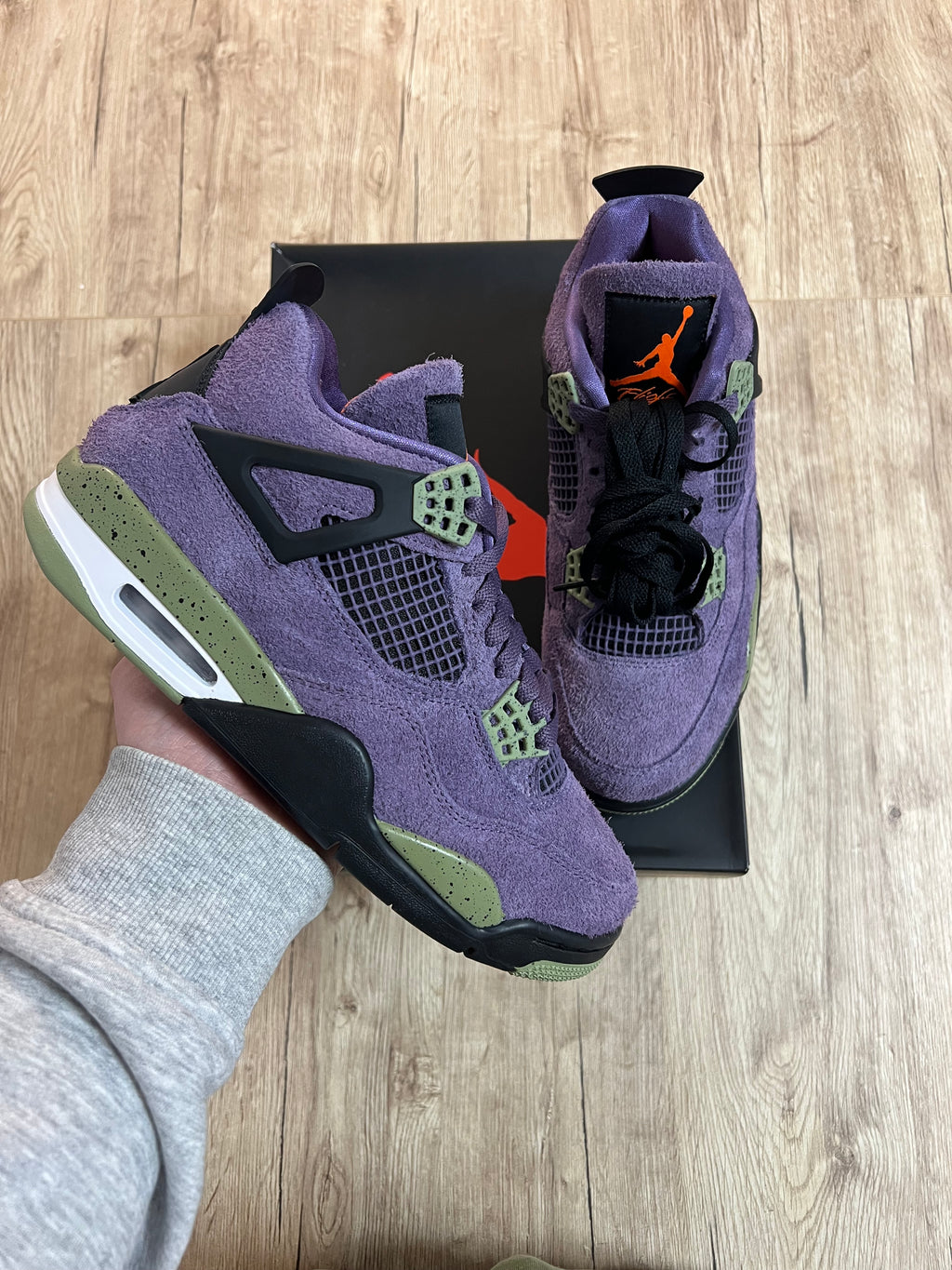 Air Jordan 4 Retro Canyon Purple