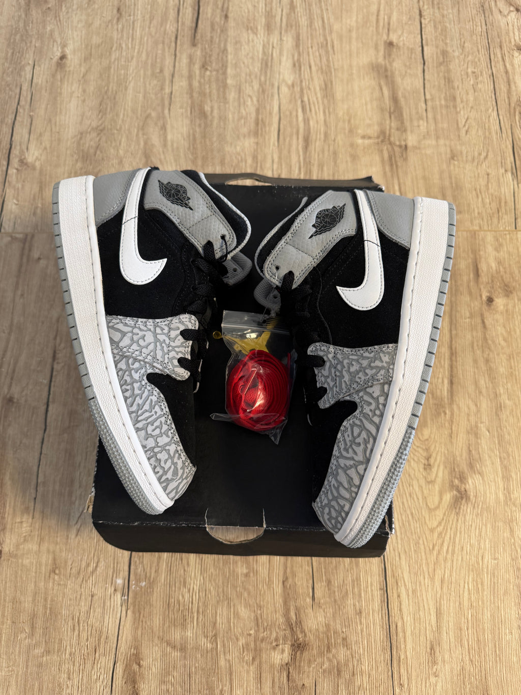 Air Jordan 1 Mid Elephant Print (GS)