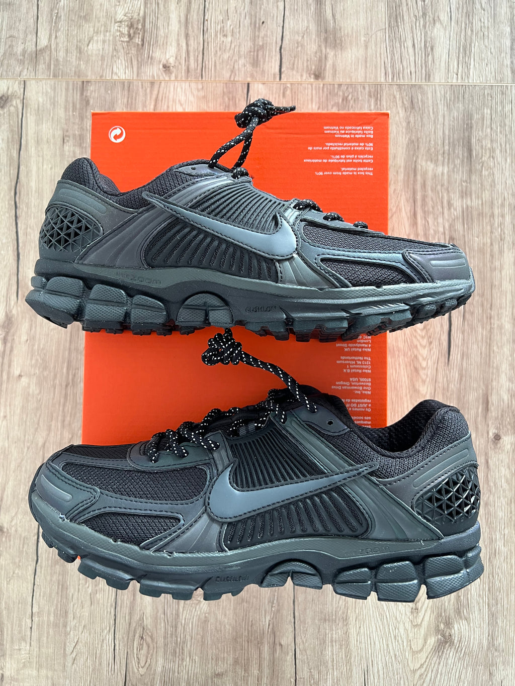 Nike Air Zoom Vomero 5 'Black Reflective