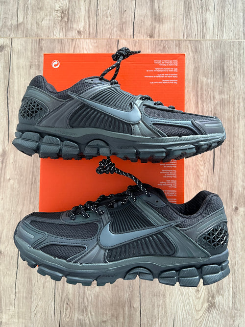 Nike Air Zoom Vomero 5 'Black Reflective