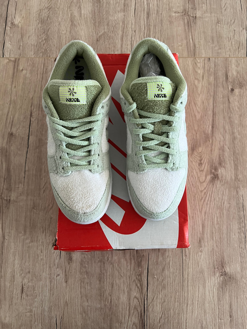 Nike Dunk Low SE Fleece Pack Honeydew (W)