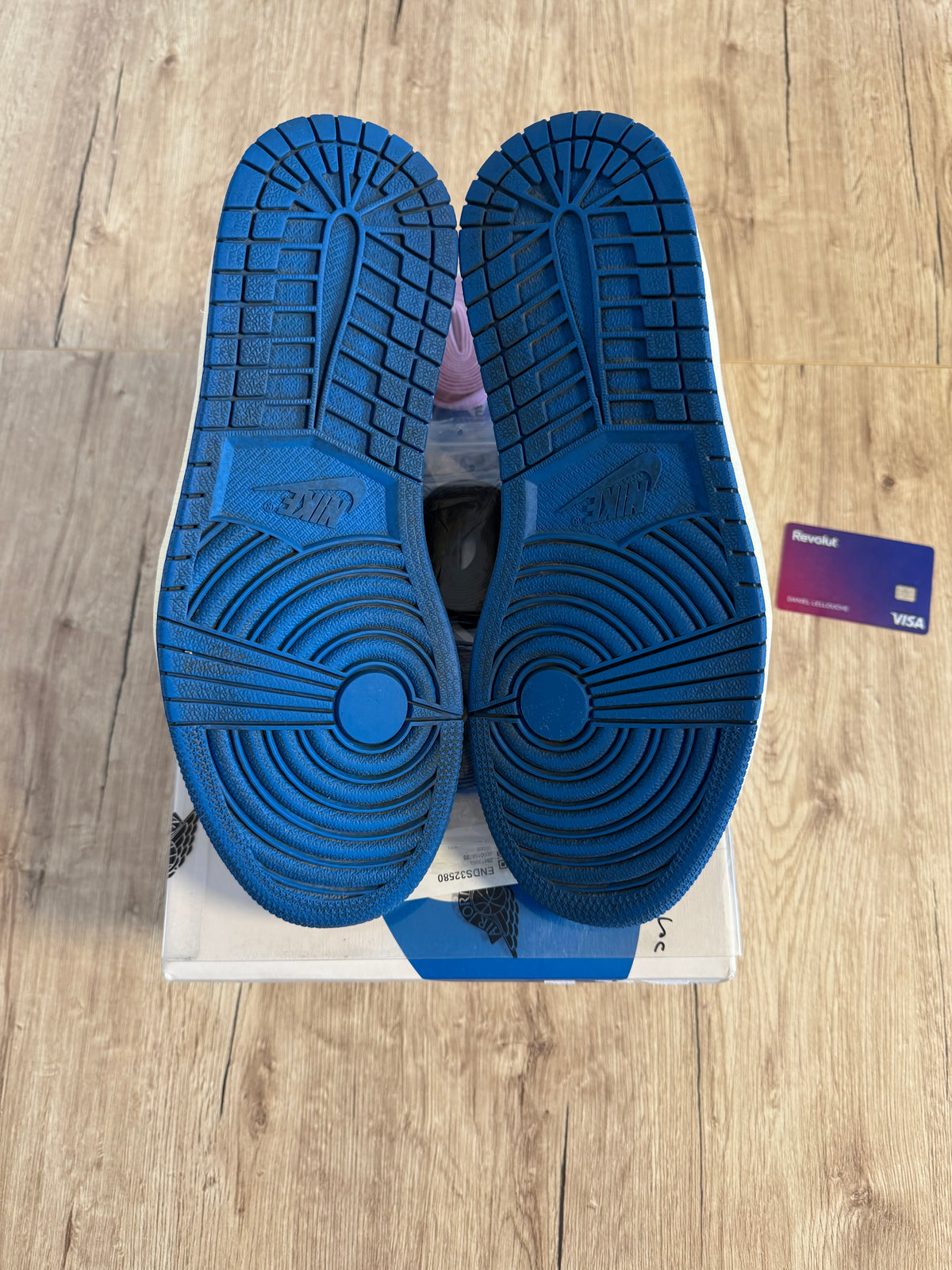 Air Jordan 1 Retro Low OG SP Fragment x Travis Scott