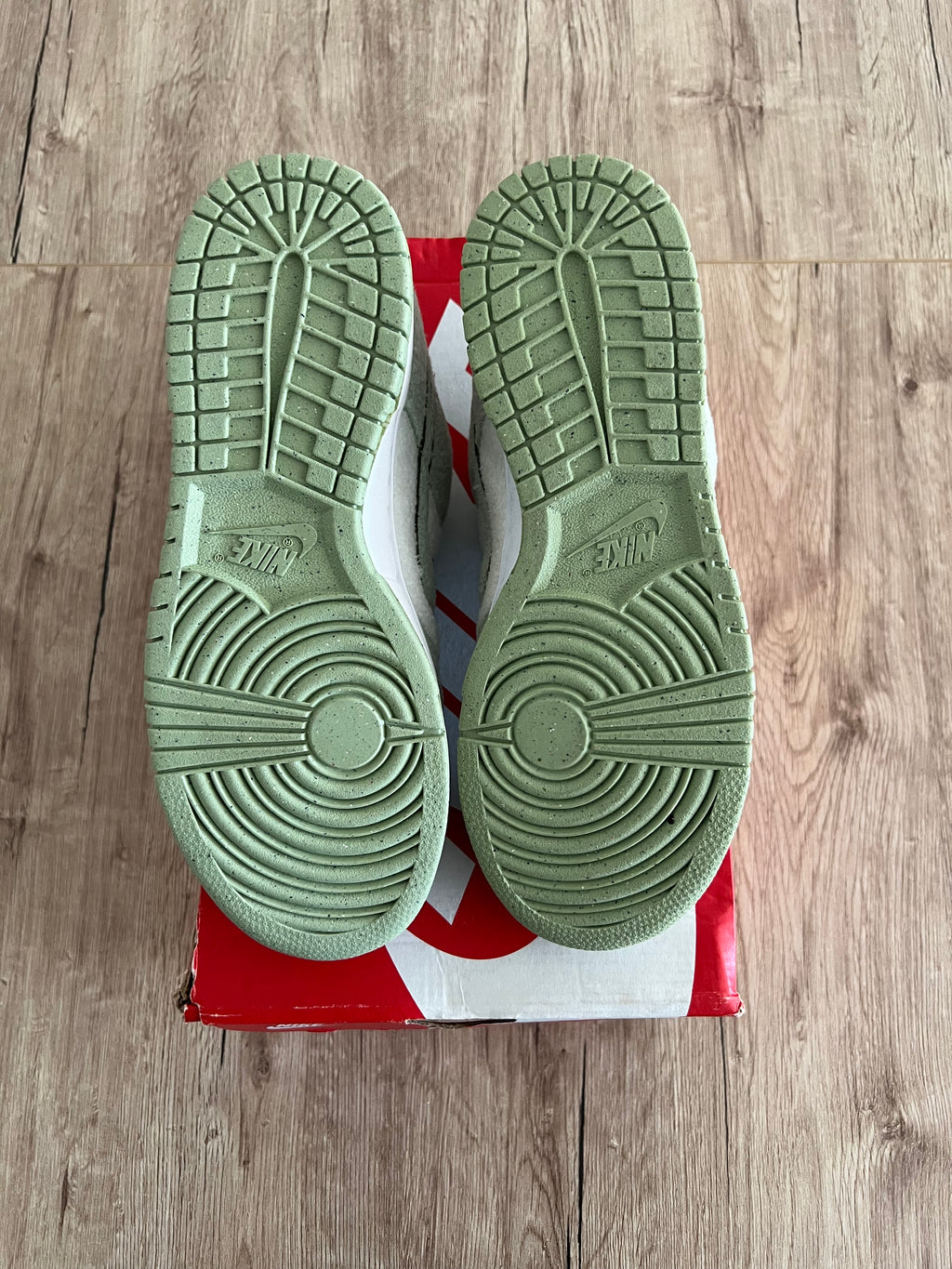 Nike Dunk Low SE Fleece Pack Honeydew (W)