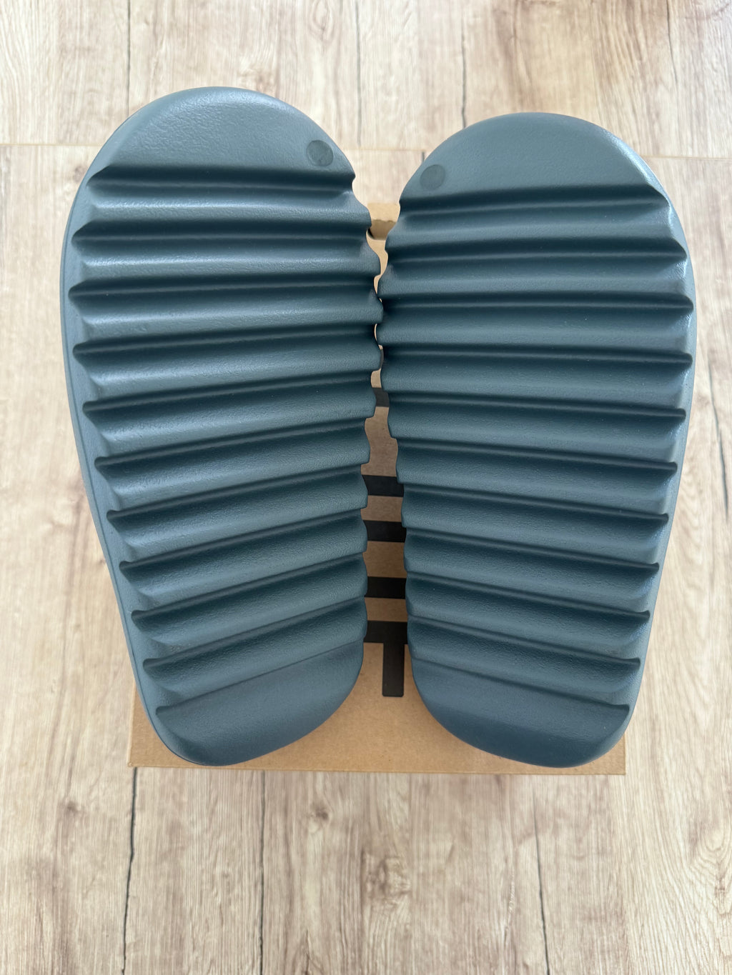 Yeezy Slide 'Slate Marine'