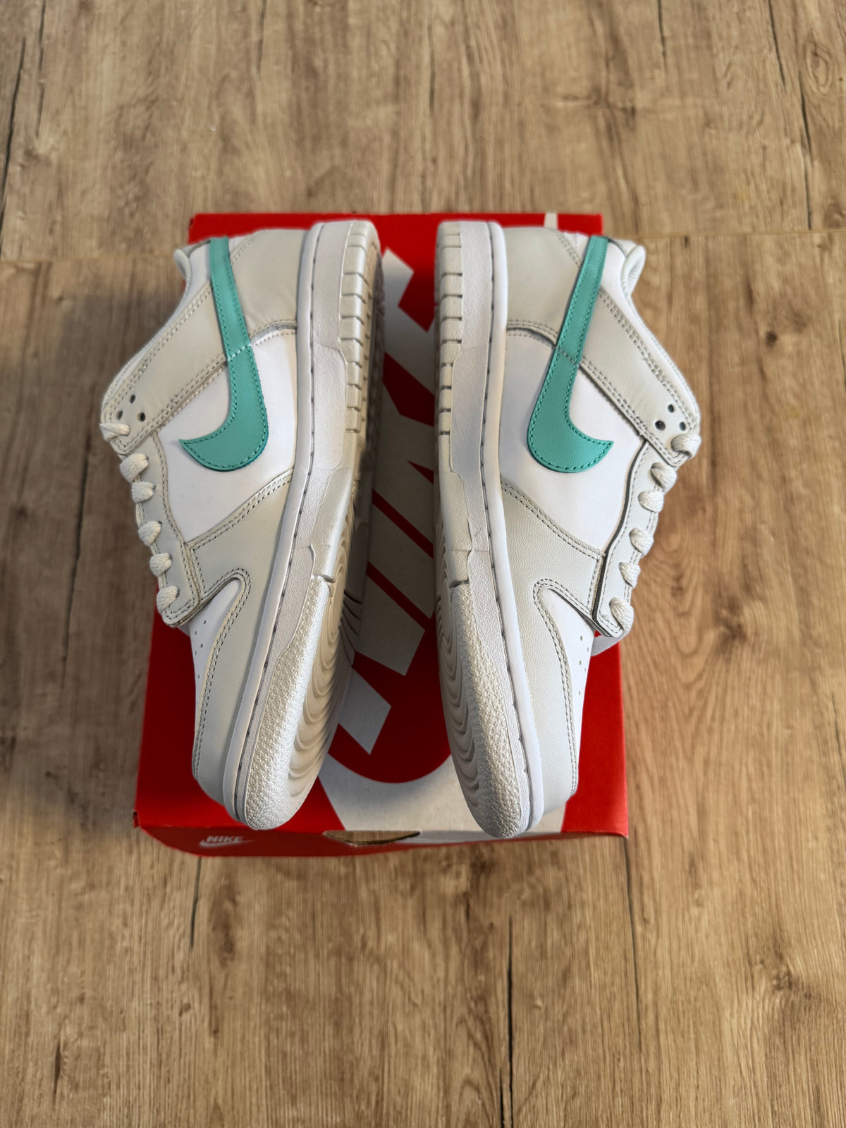 Nike Dunk Low Tropical Twist (GS)
SKU: