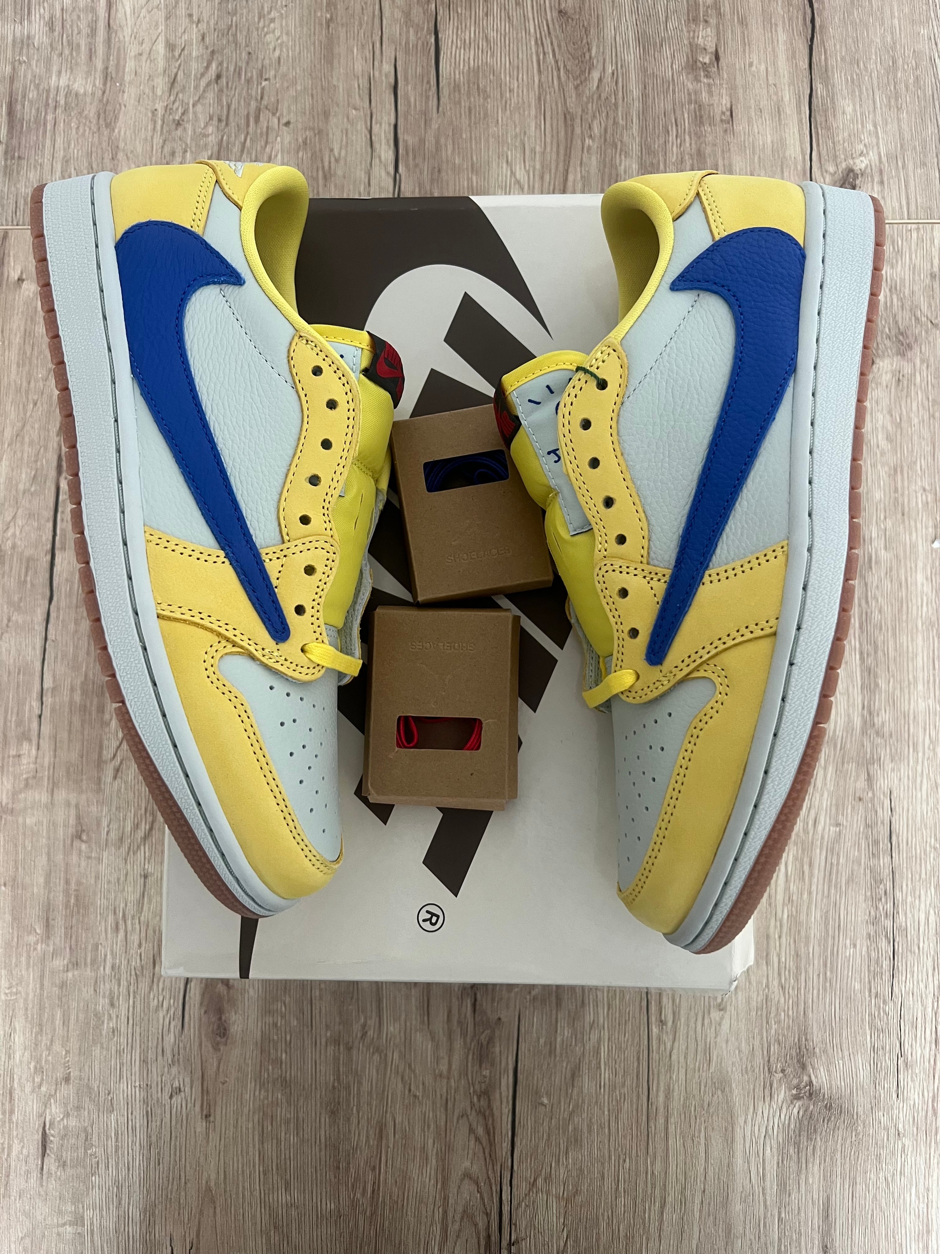 Jordan 1 Retro Low OG SP Travis Scott Canary