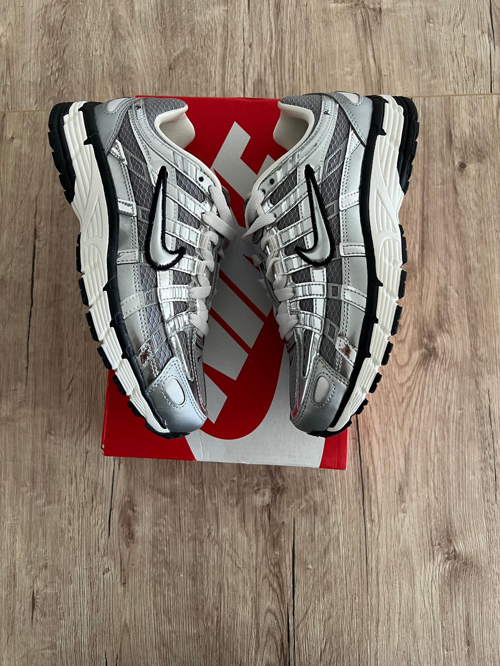 Nike P6000 Silver Metalic