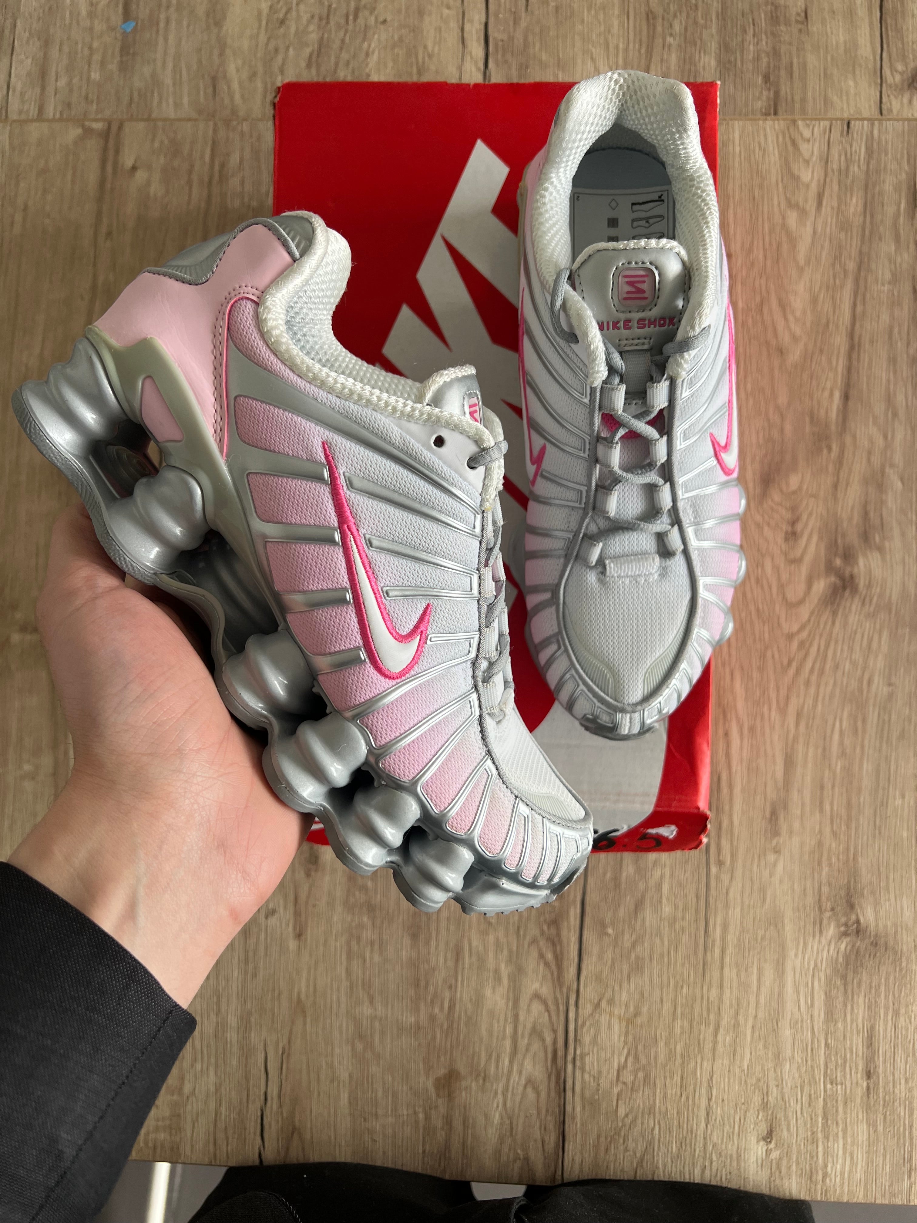 Nike Shox Pink foam