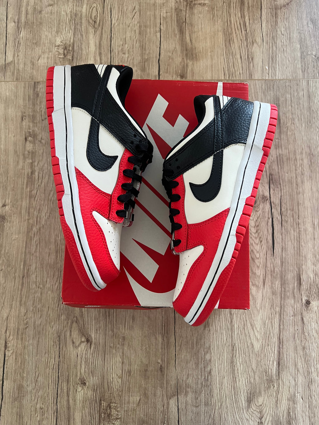 Nike Dunk Low EMB NBA 75th Anniversary Chicago