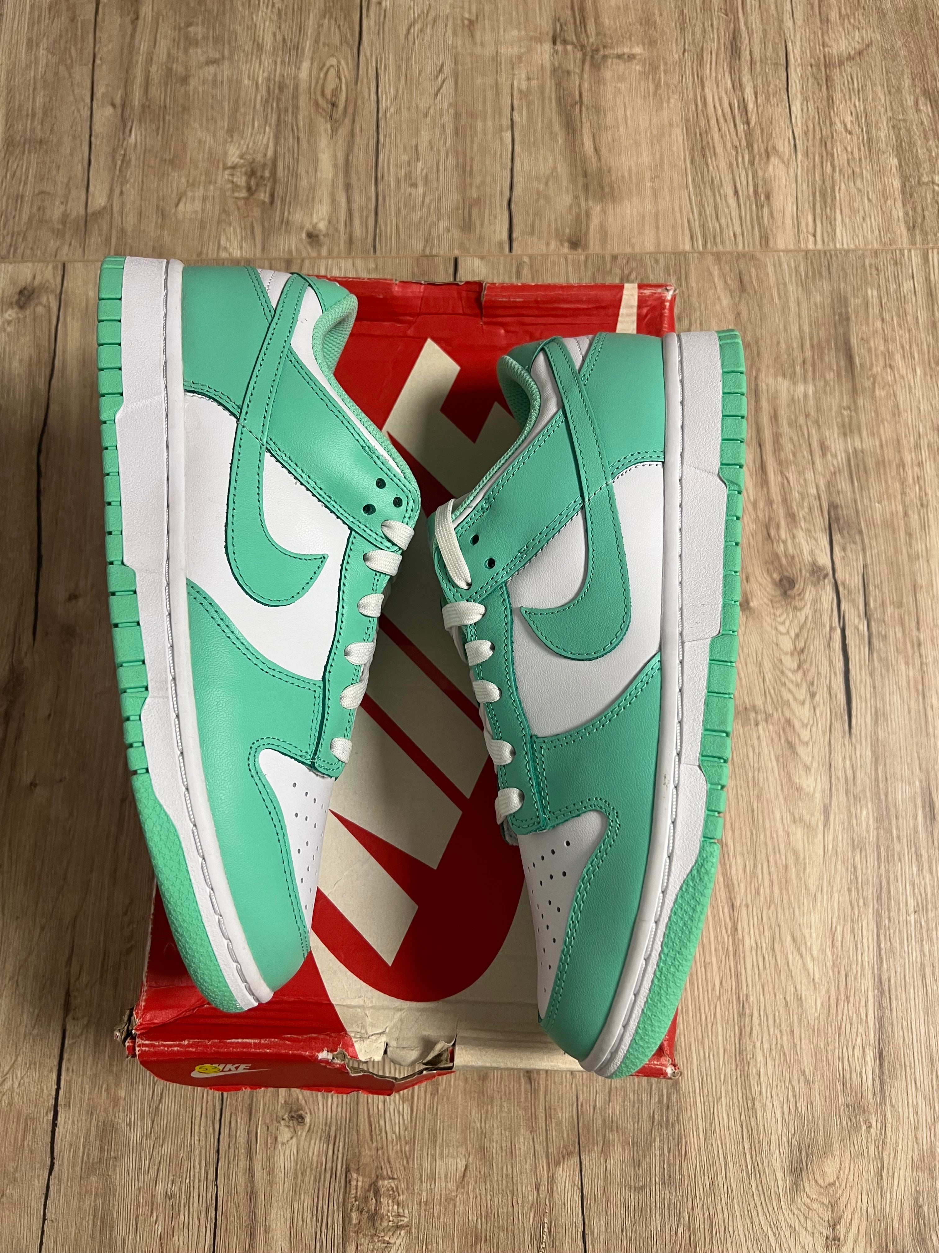 Nike Dunk Low Green Glow