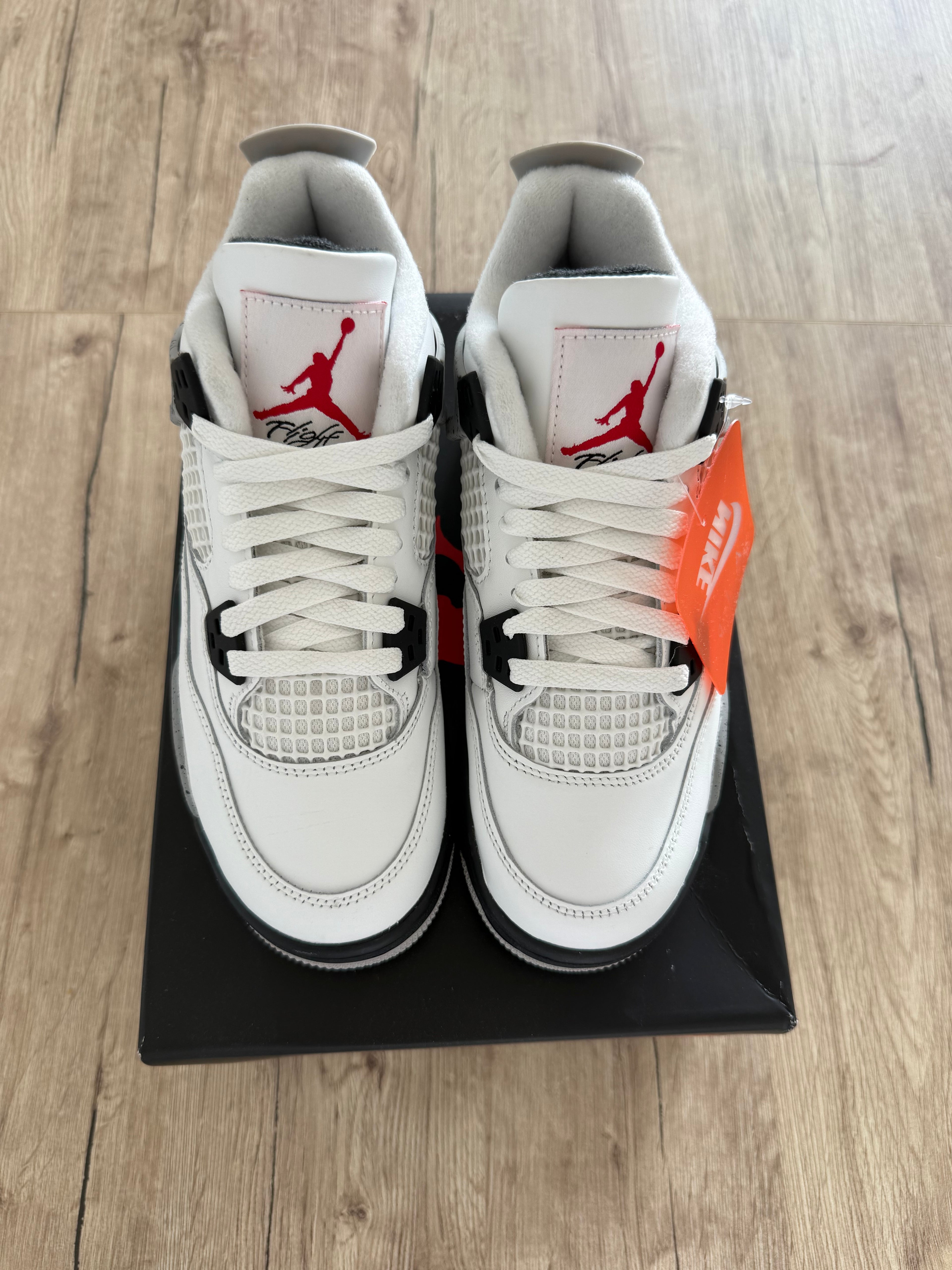 Jordan 4 Retro White Cement
