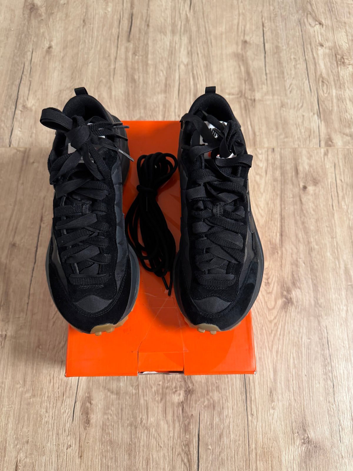 Nike Vaporwaffle sacai Black Gum