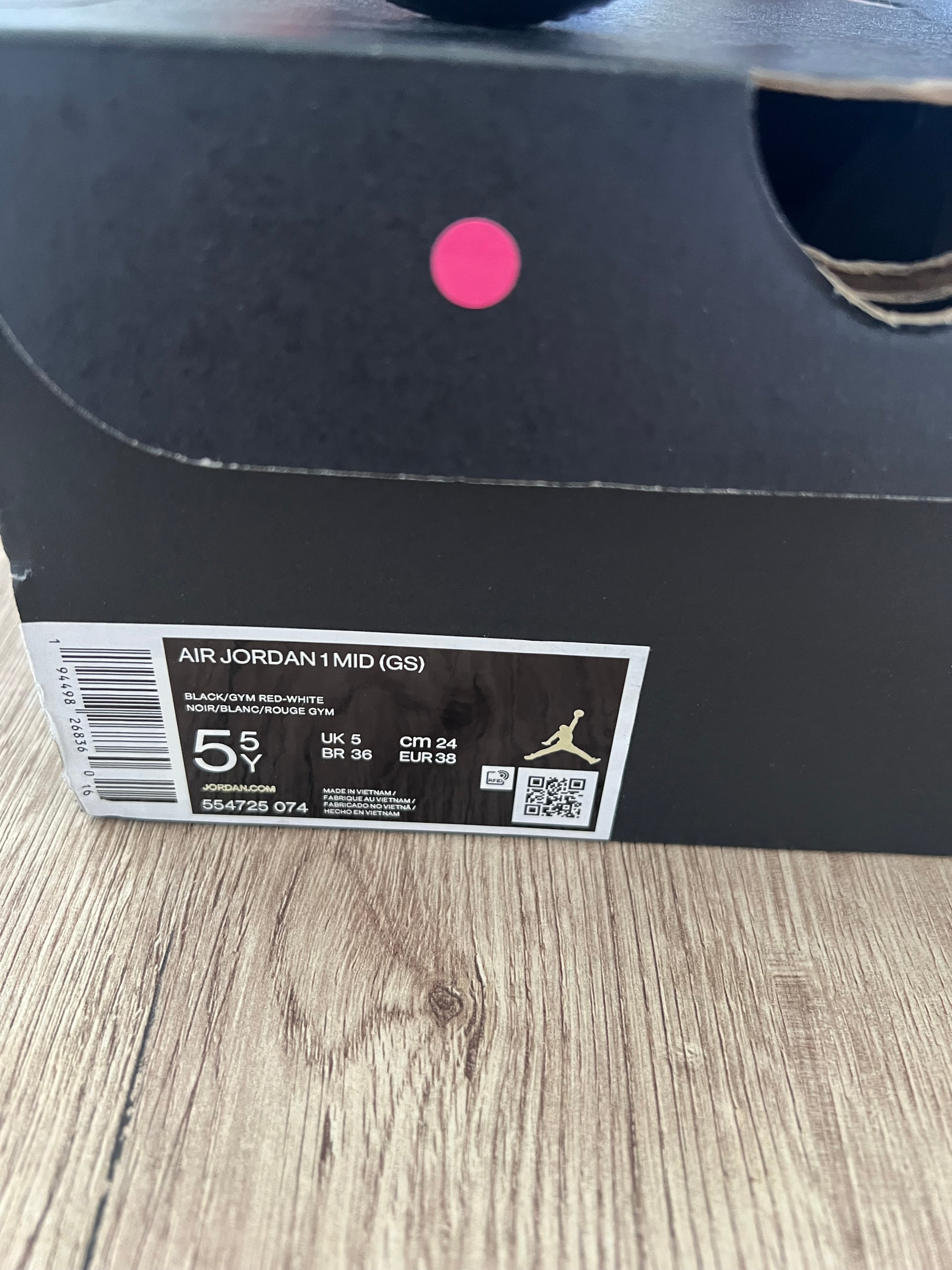 Air Jordan 1 Mid Banned (2020)