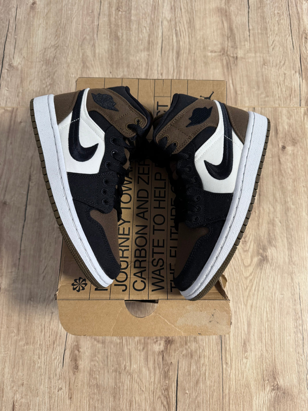 Air Jordan 1 Mid Olive Toe (W)