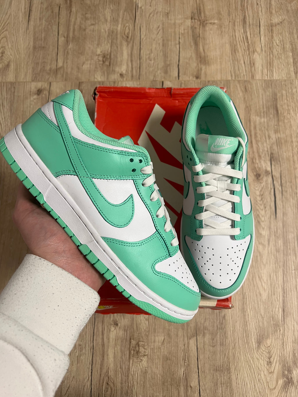 Nike Dunk Low Green Glow