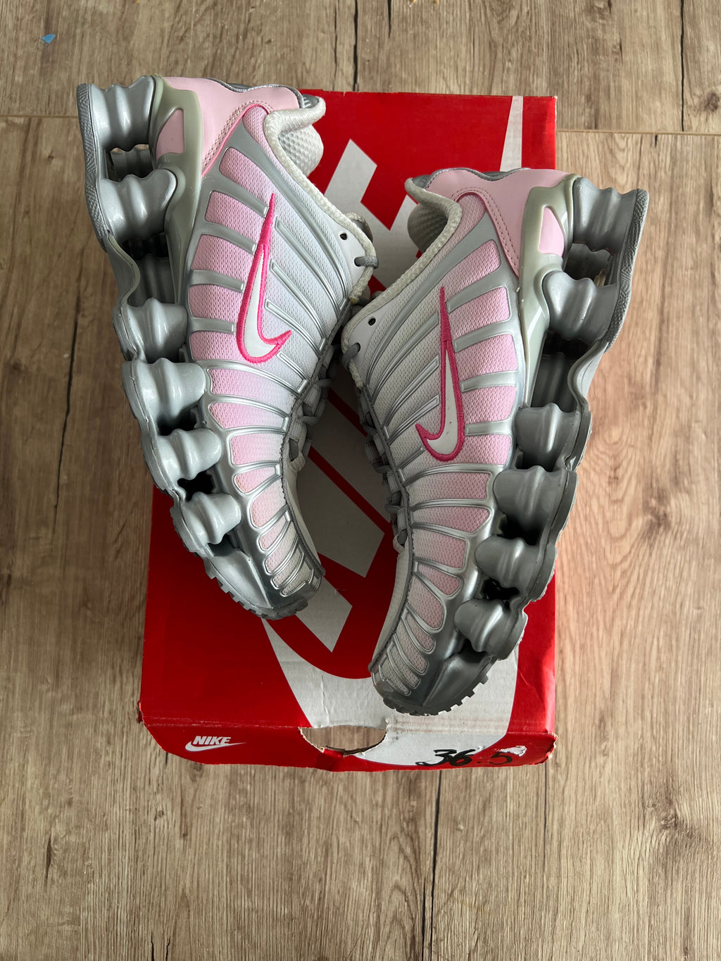 Nike Shox Pink foam