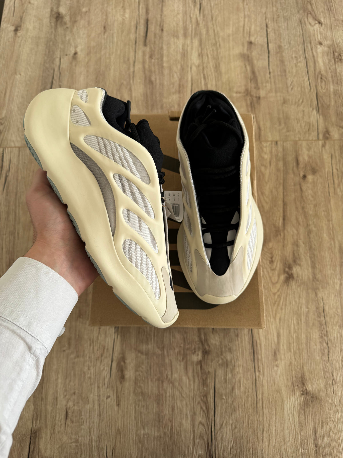 Yeezy Boost 700 V3 Azael