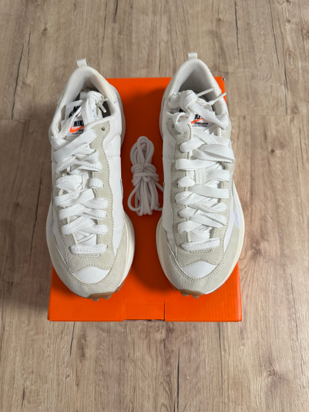Nike x sacai Vaporwaffle Sail Gum