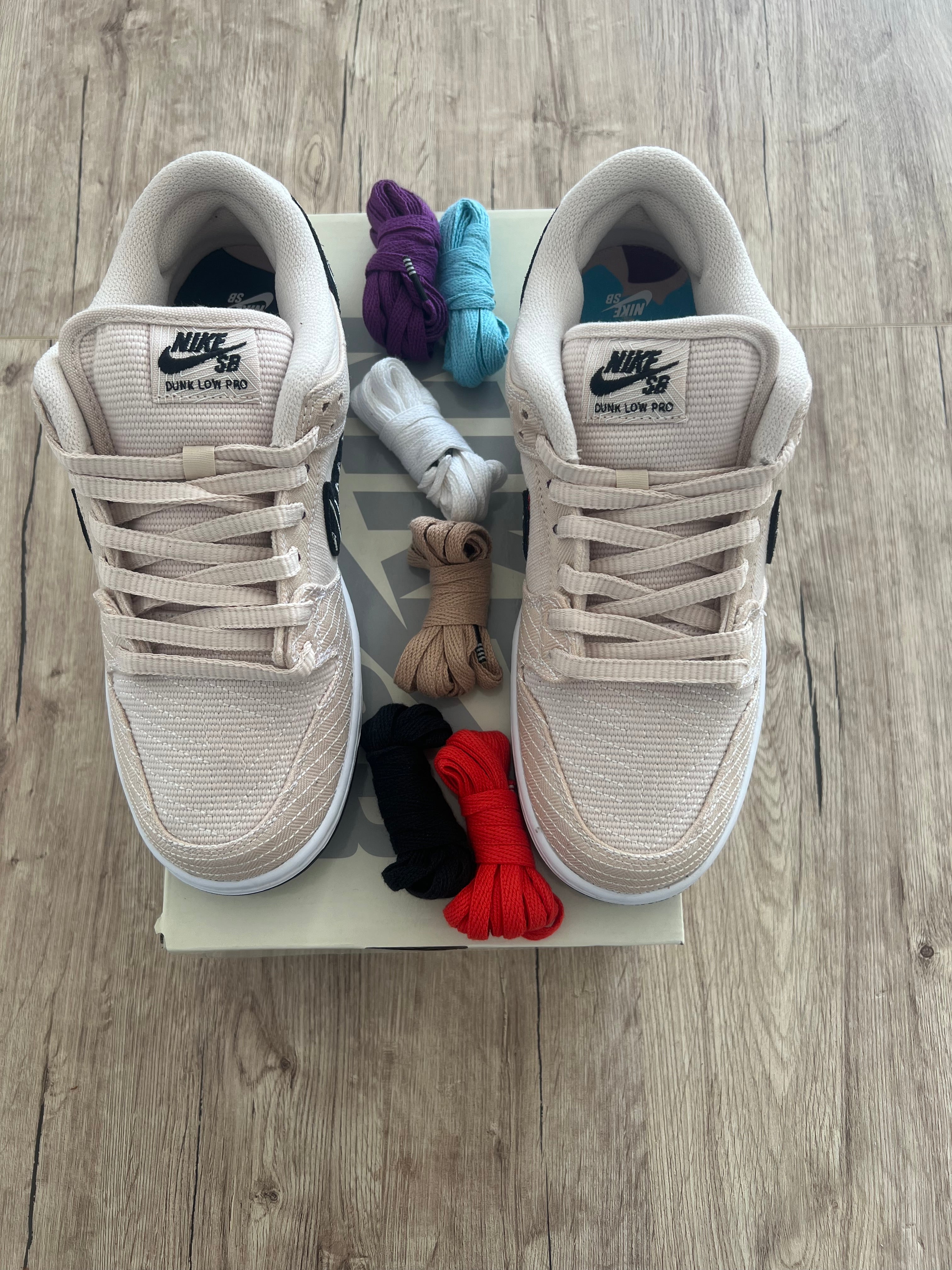 Nike SB Dunk Low x Albino & Preto Fossil