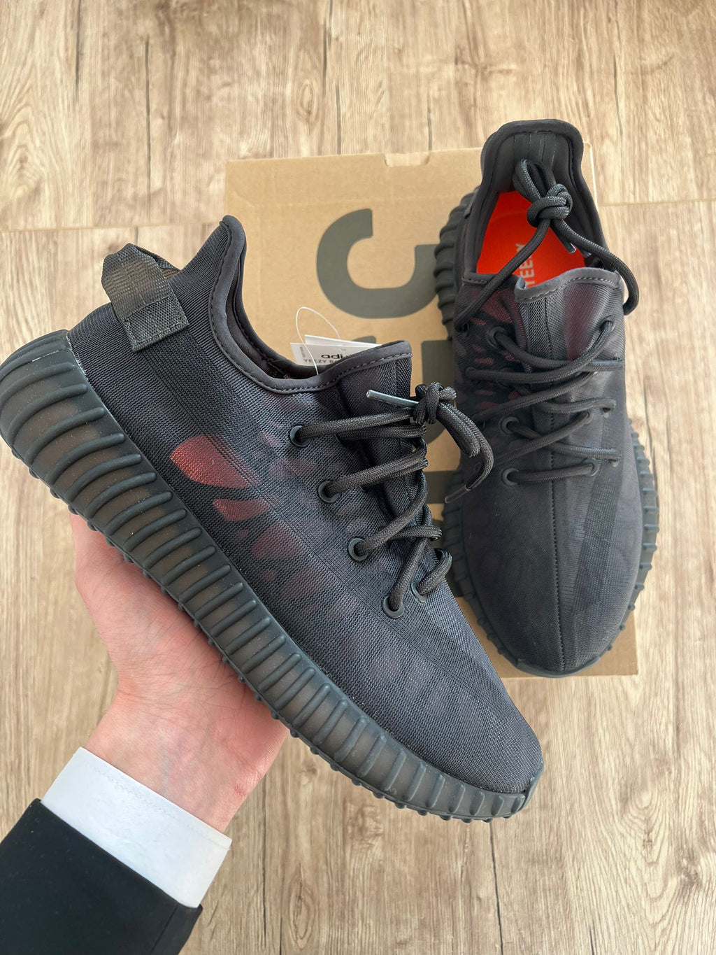 Yeezy Boost 350 V2 Mono Cinder