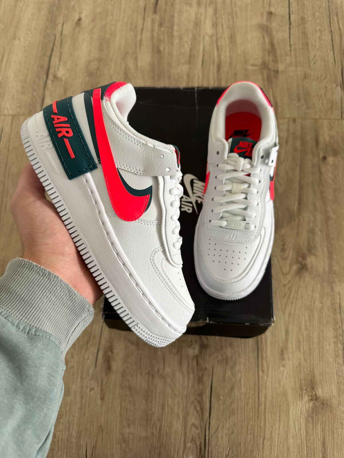 Nike Air Force 1 Low Shadow White Solar Red