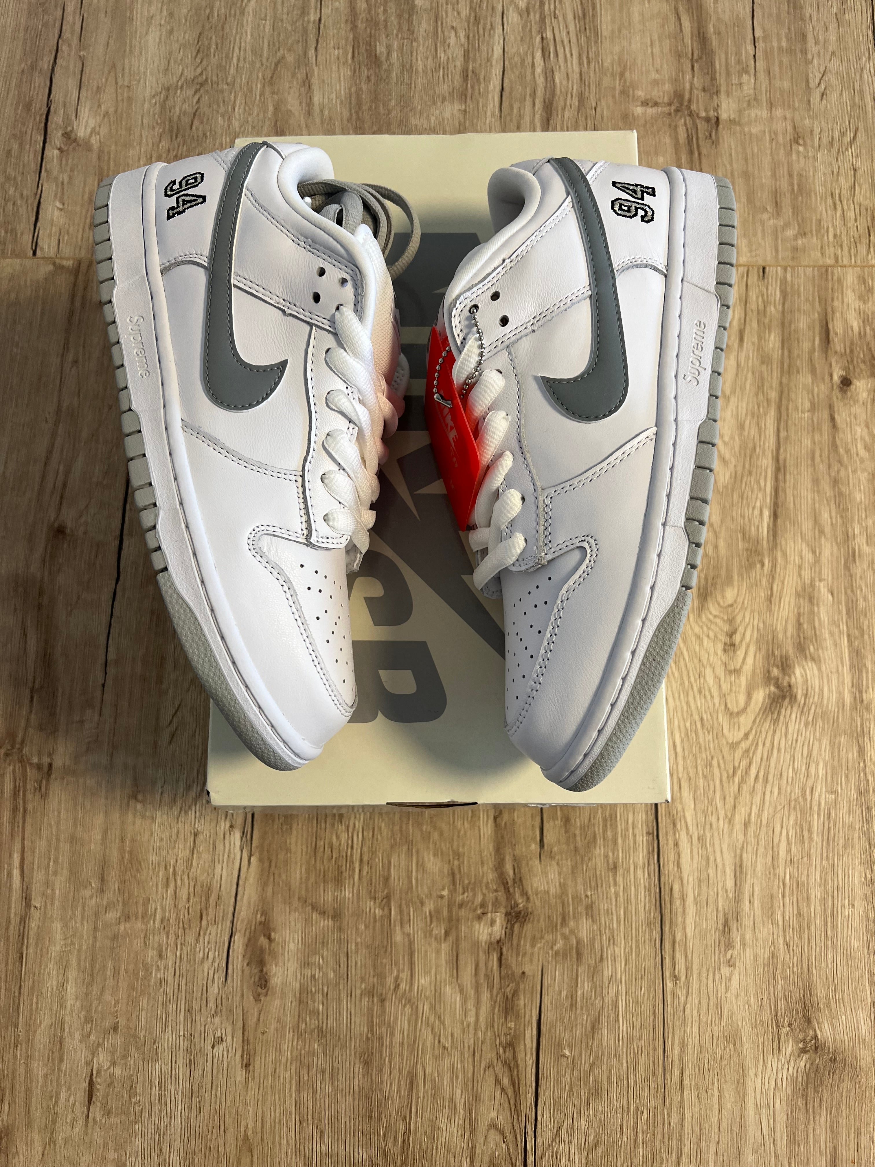 Nike SB Dunk Low Supreme 94 White Metallic Silver