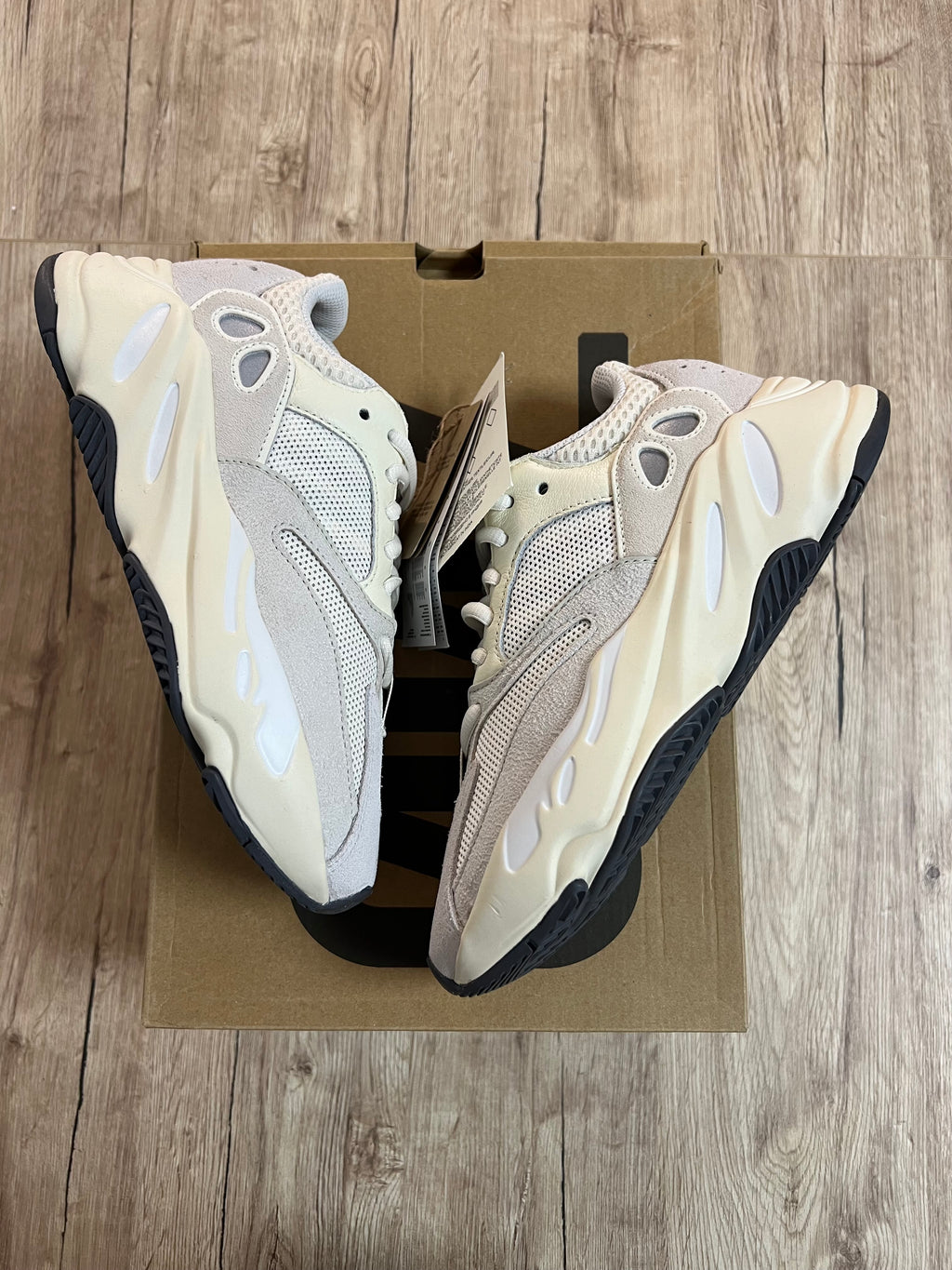 Yeezy Boost 700 V1 Analog